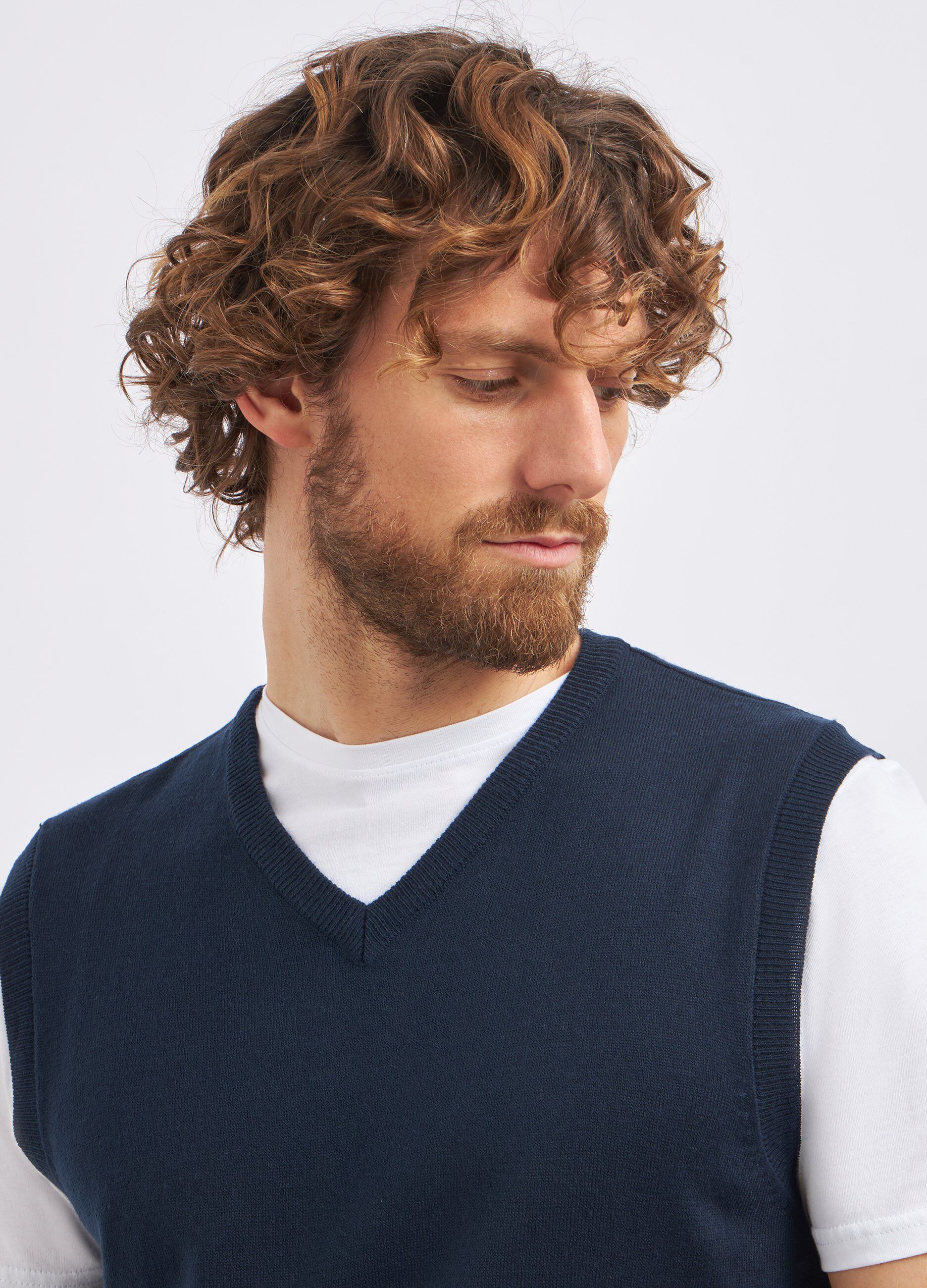 Gilet tricot con scollo a V uomo_2