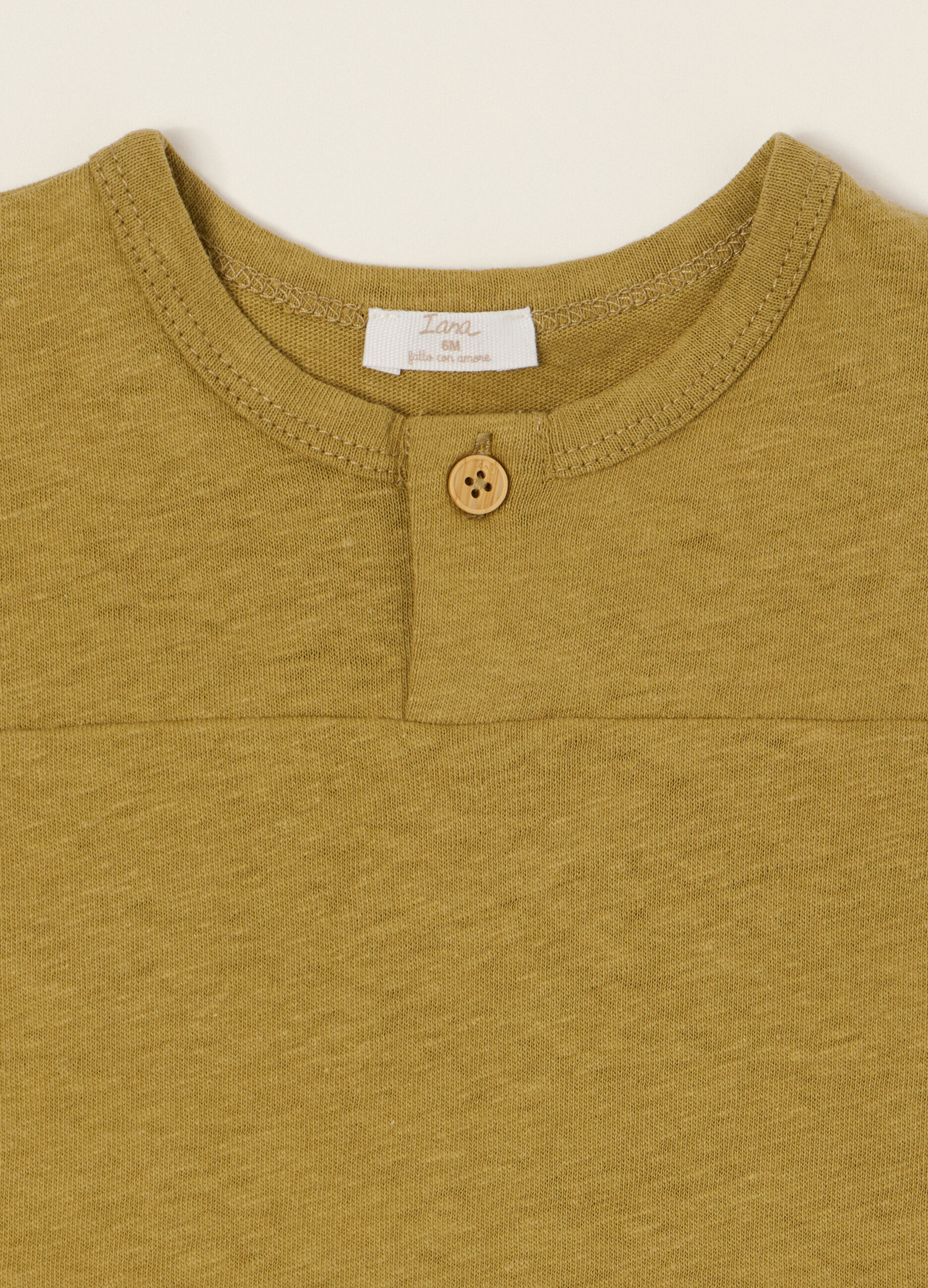 T-shirt verde in misto lino e cotone_2