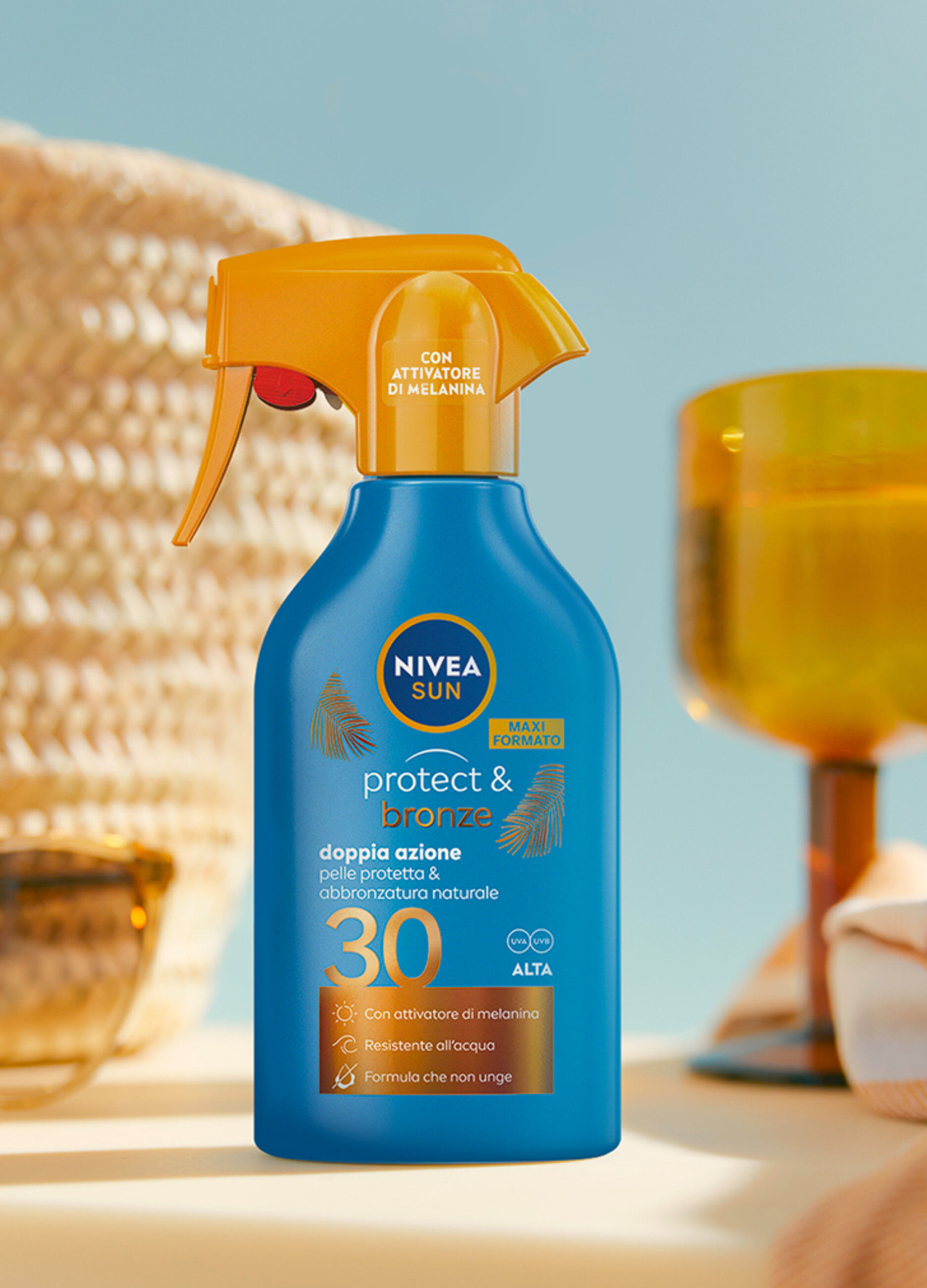 Nivea Sun Spray Solare Protect & Bronze FP30 270 ml, Crema solare 30 per un'abbronzatura dorata_2