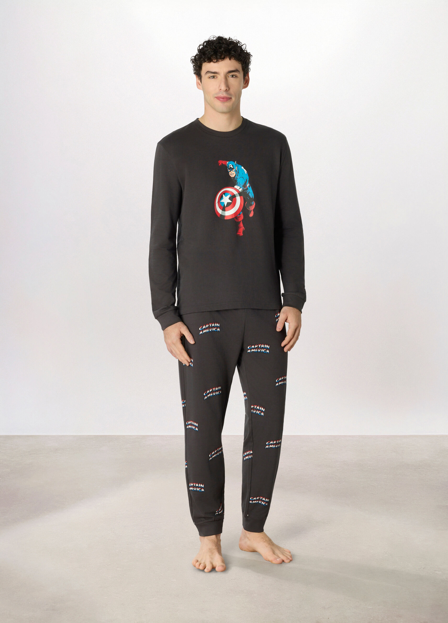 Pigiama lungo Capitan America in cotone uomo_0