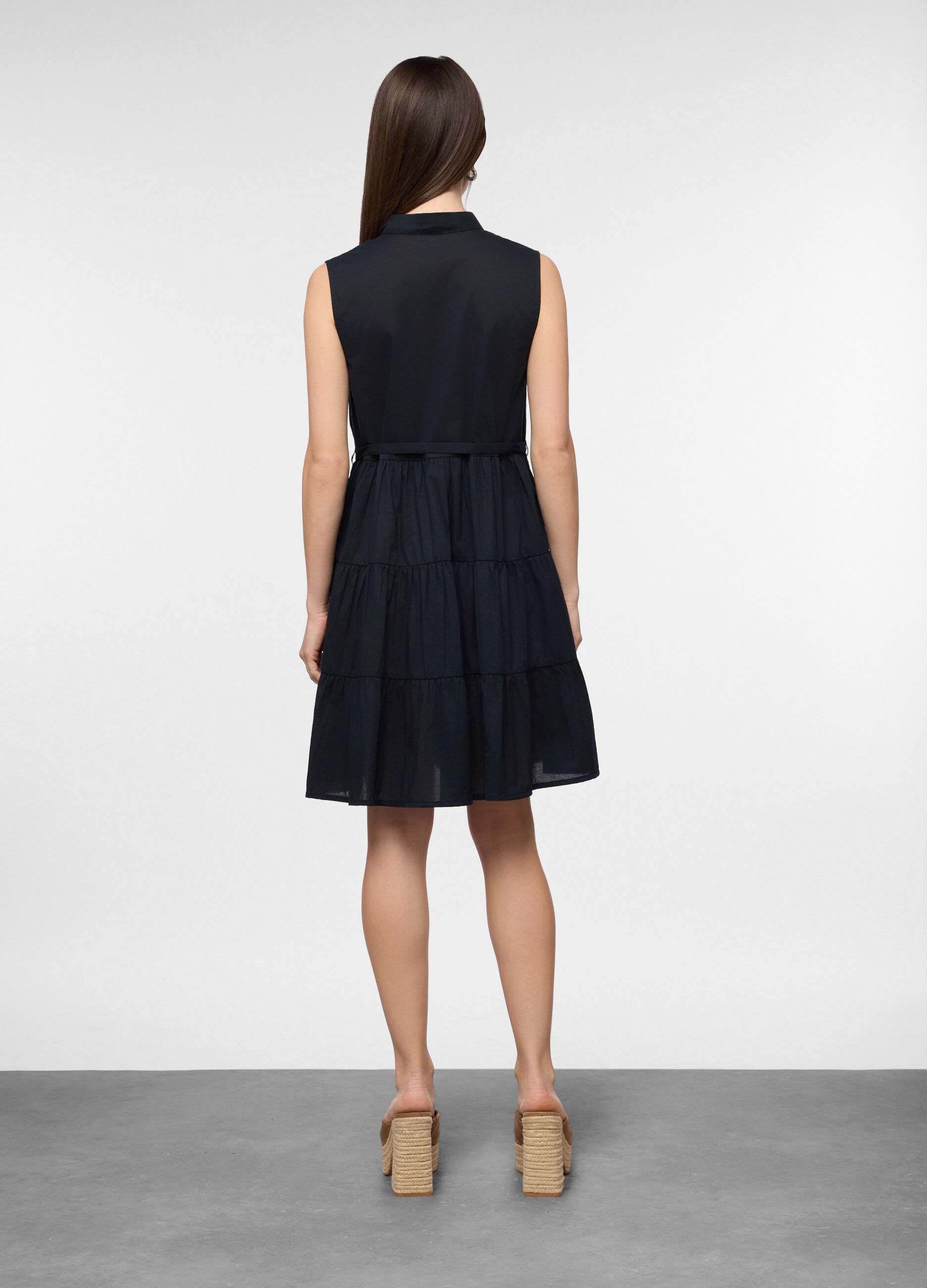 Abito corto a balze in puro cotone donna_1