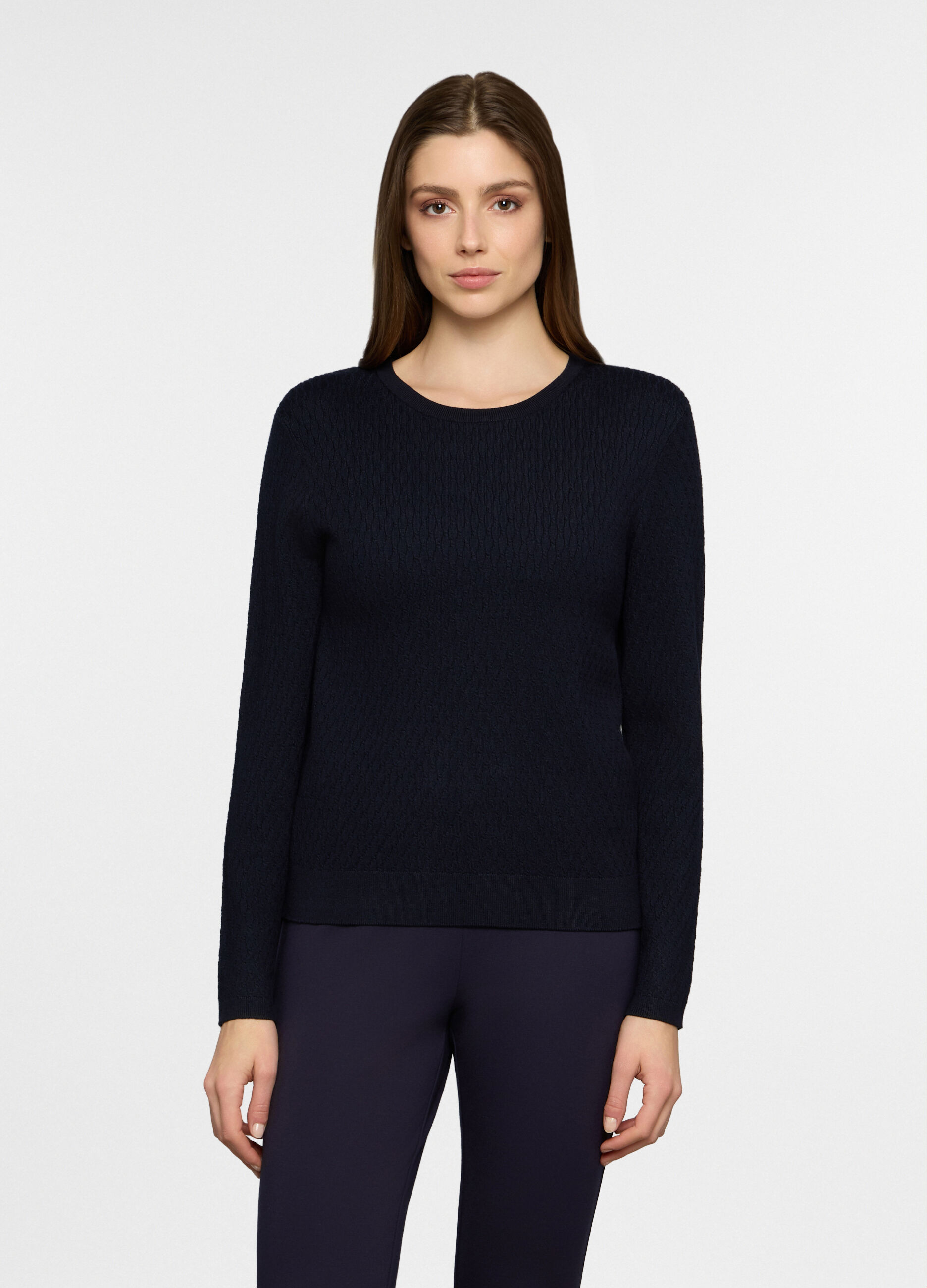 Maglia girocollo a treccia donna_0