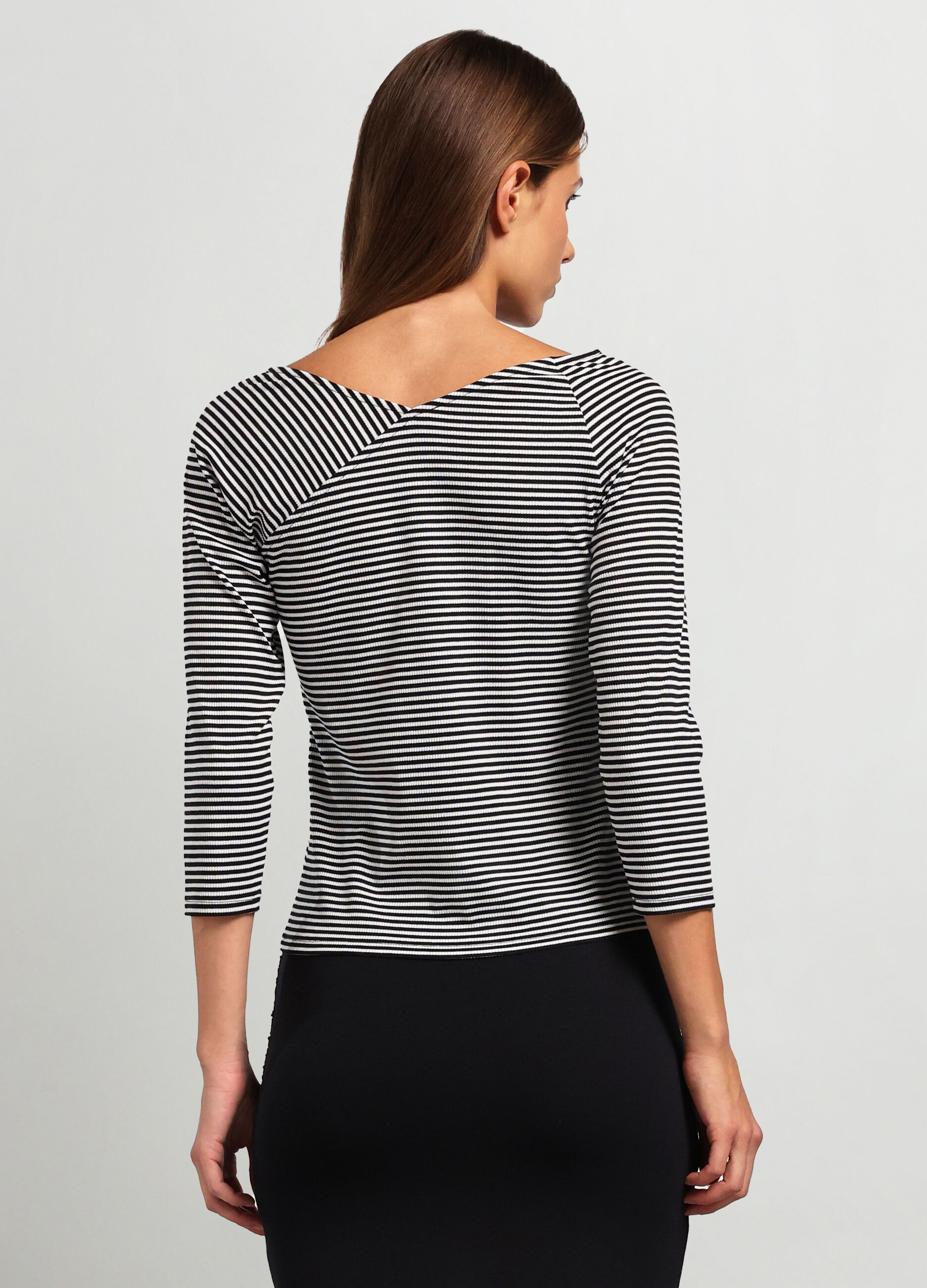 T-shirt in costina di misto viscosa stretch donna_1