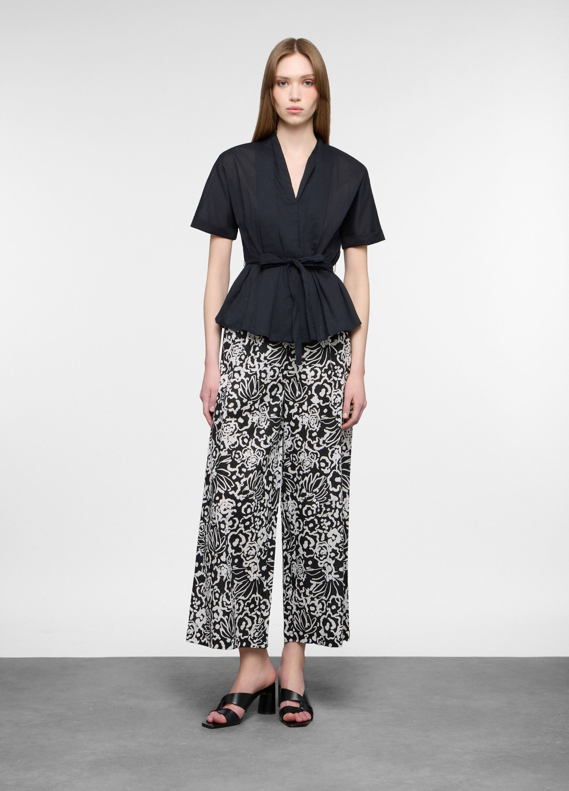 Pantaloni palazzo regular fit in puro cotone donna_0