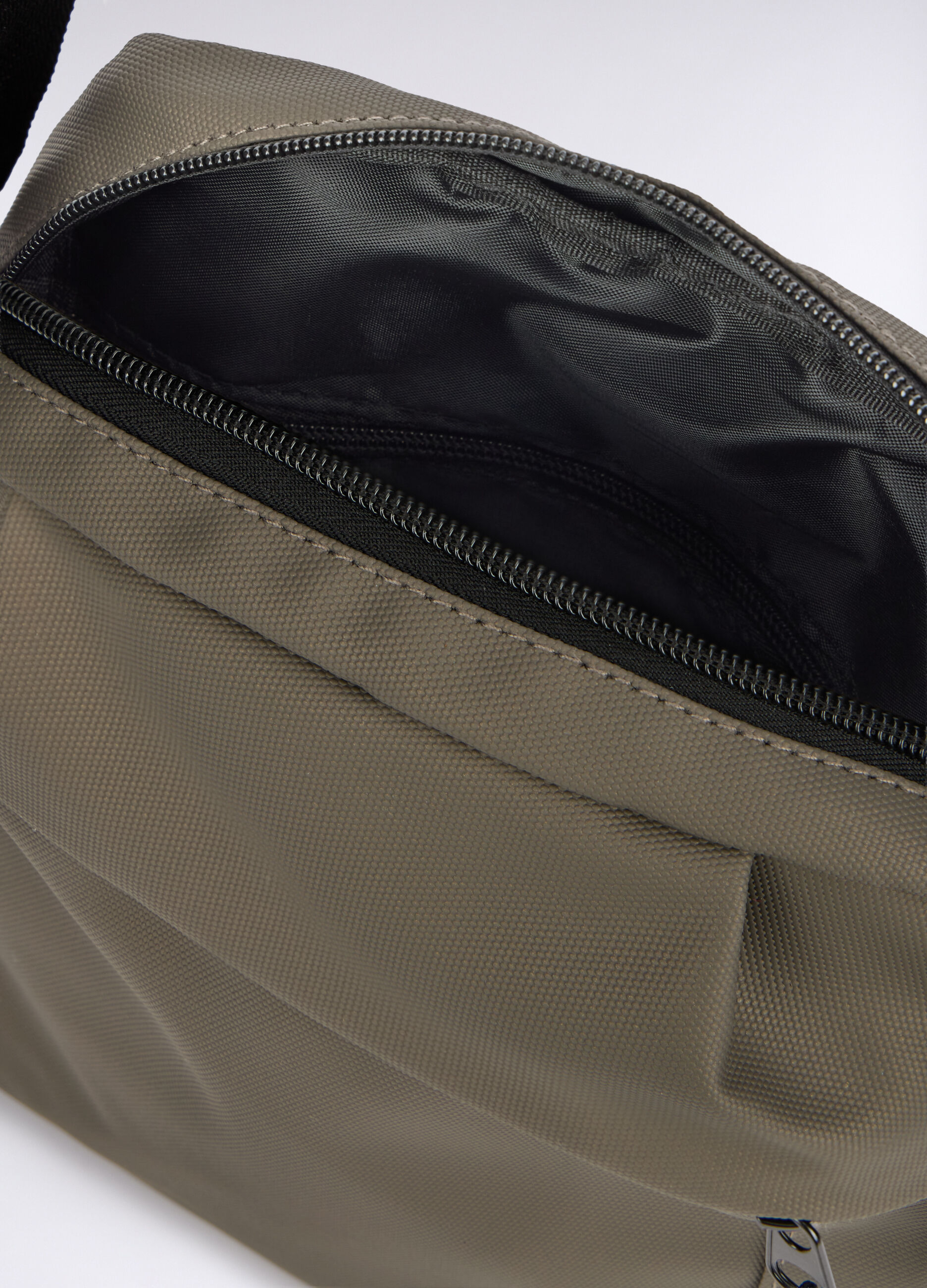 Borsello a tracolla con zip uomo_2