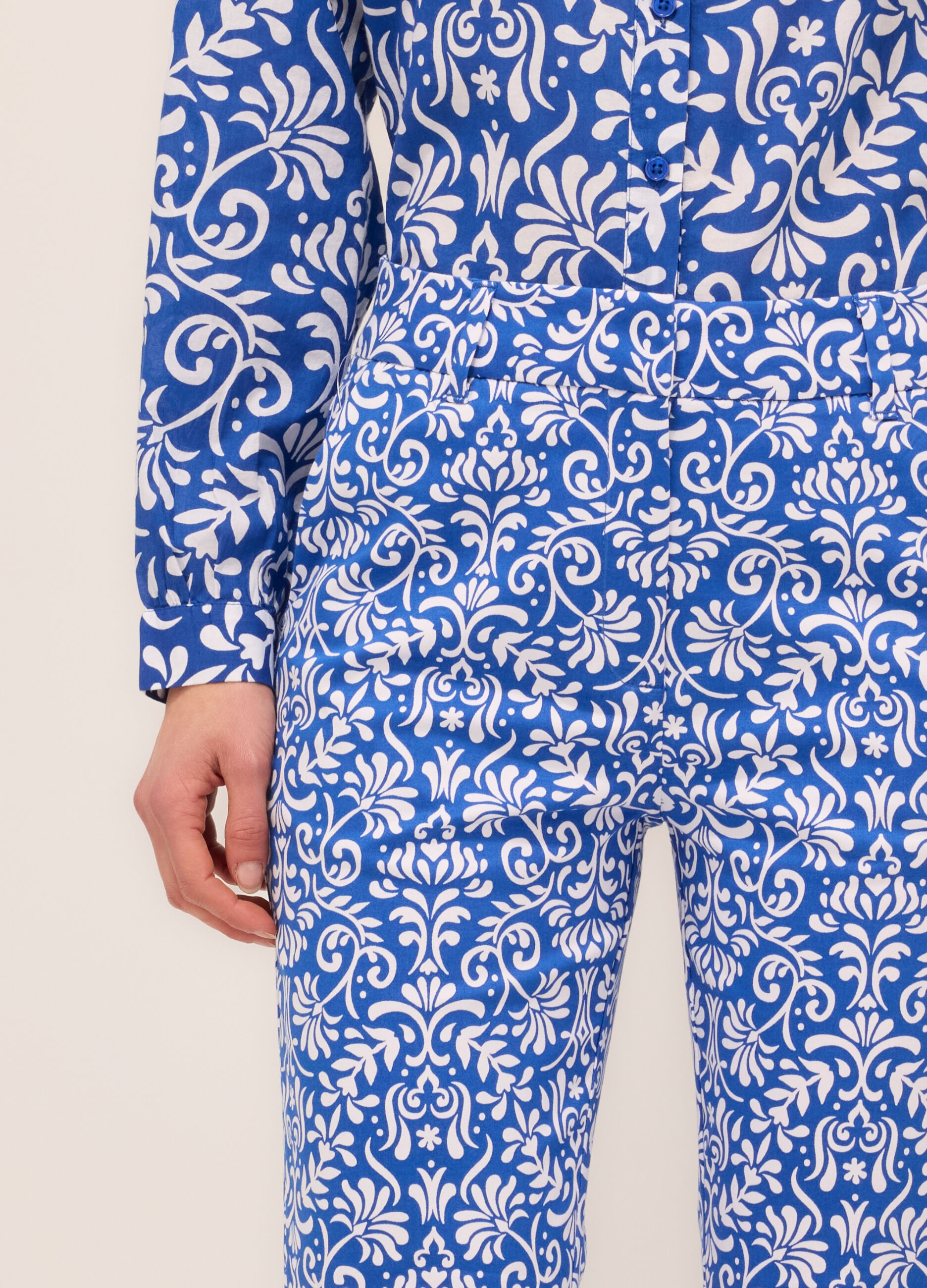 Pantaloni in cotone stretch donna_2