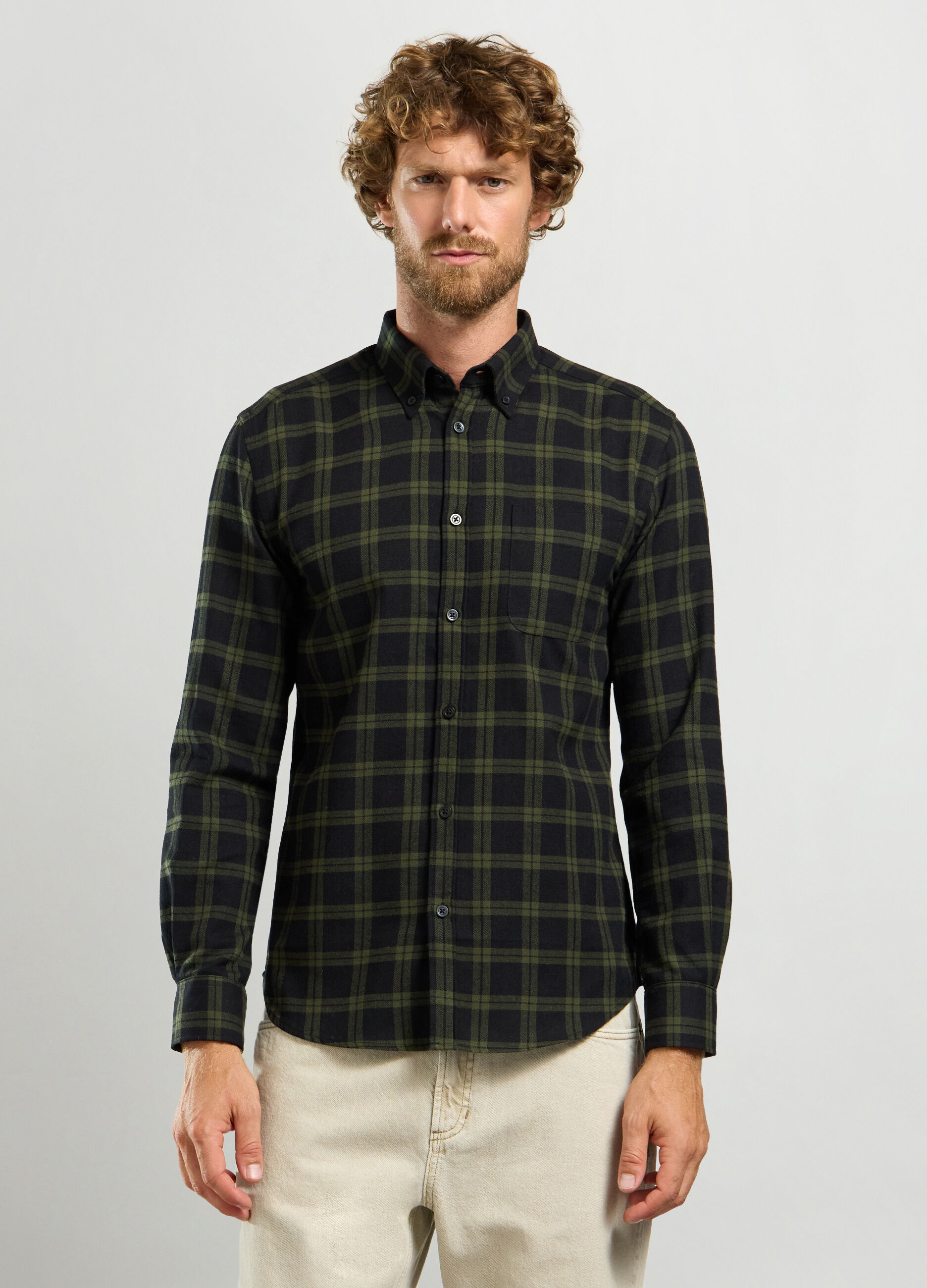 Camicia regular fit con colletto button down in flanella uomo_0