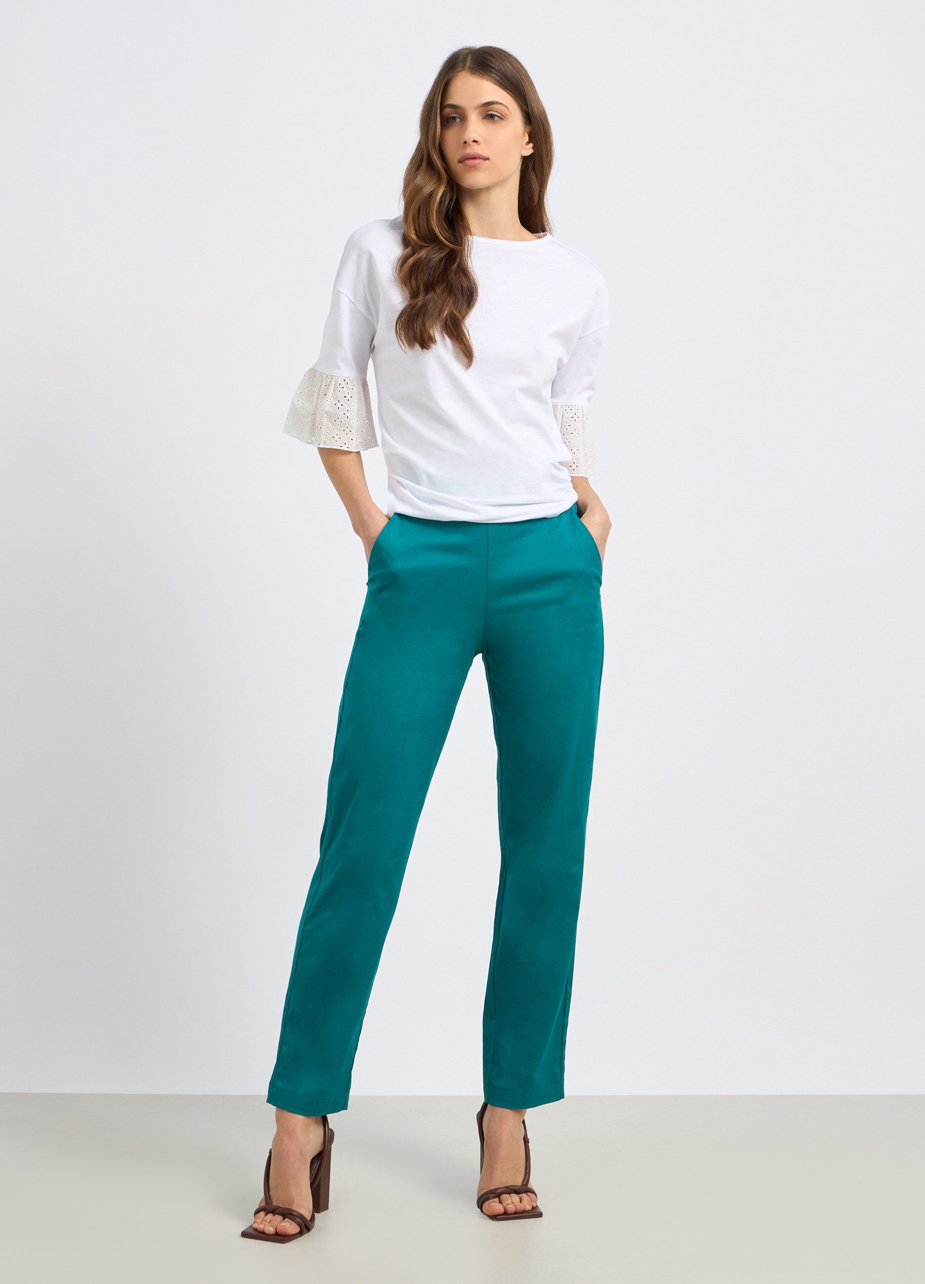 Pantaloni in cotone stretch donna_0