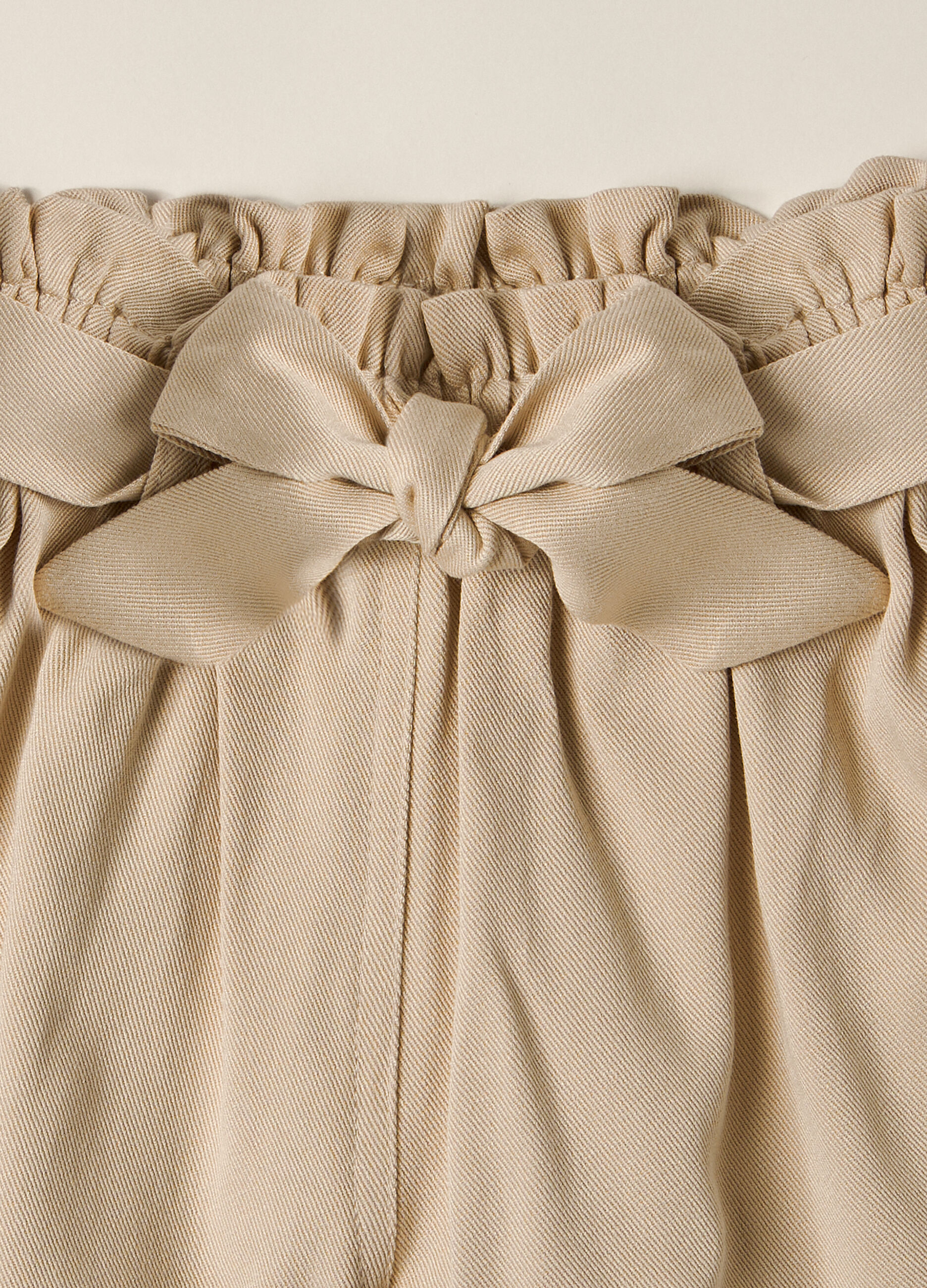 Shorts in twill di pura viscosa IANA neonata_1