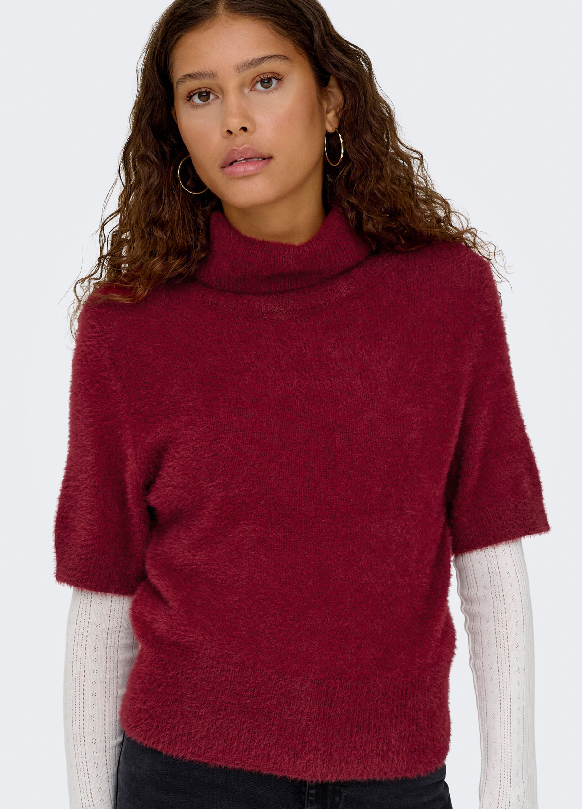 Tricot fluffy a maniche corte donna_3