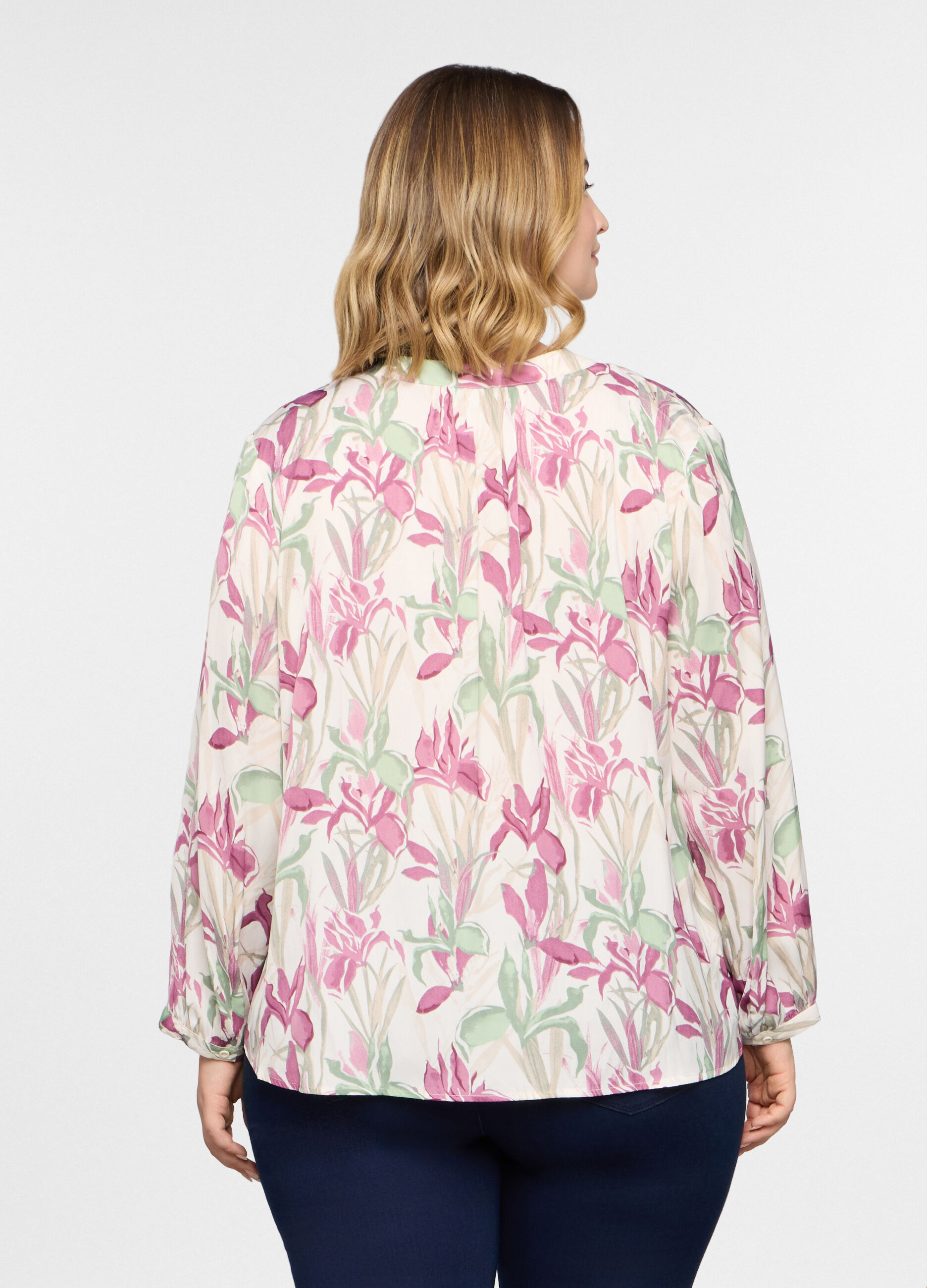 Blusa over fit con scollo a V donna curvy_1