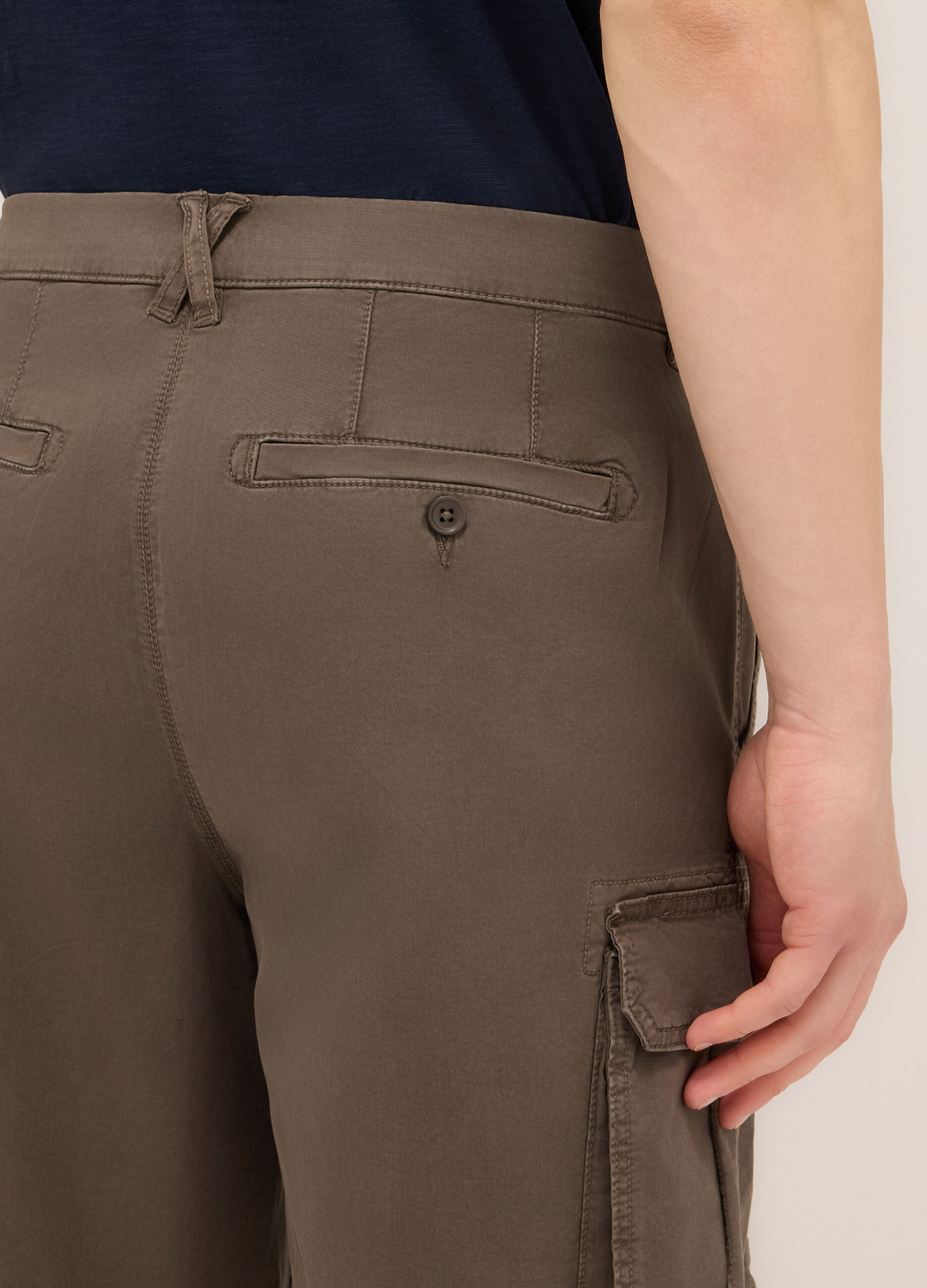 Bermuda in cotone stretch uomo_2