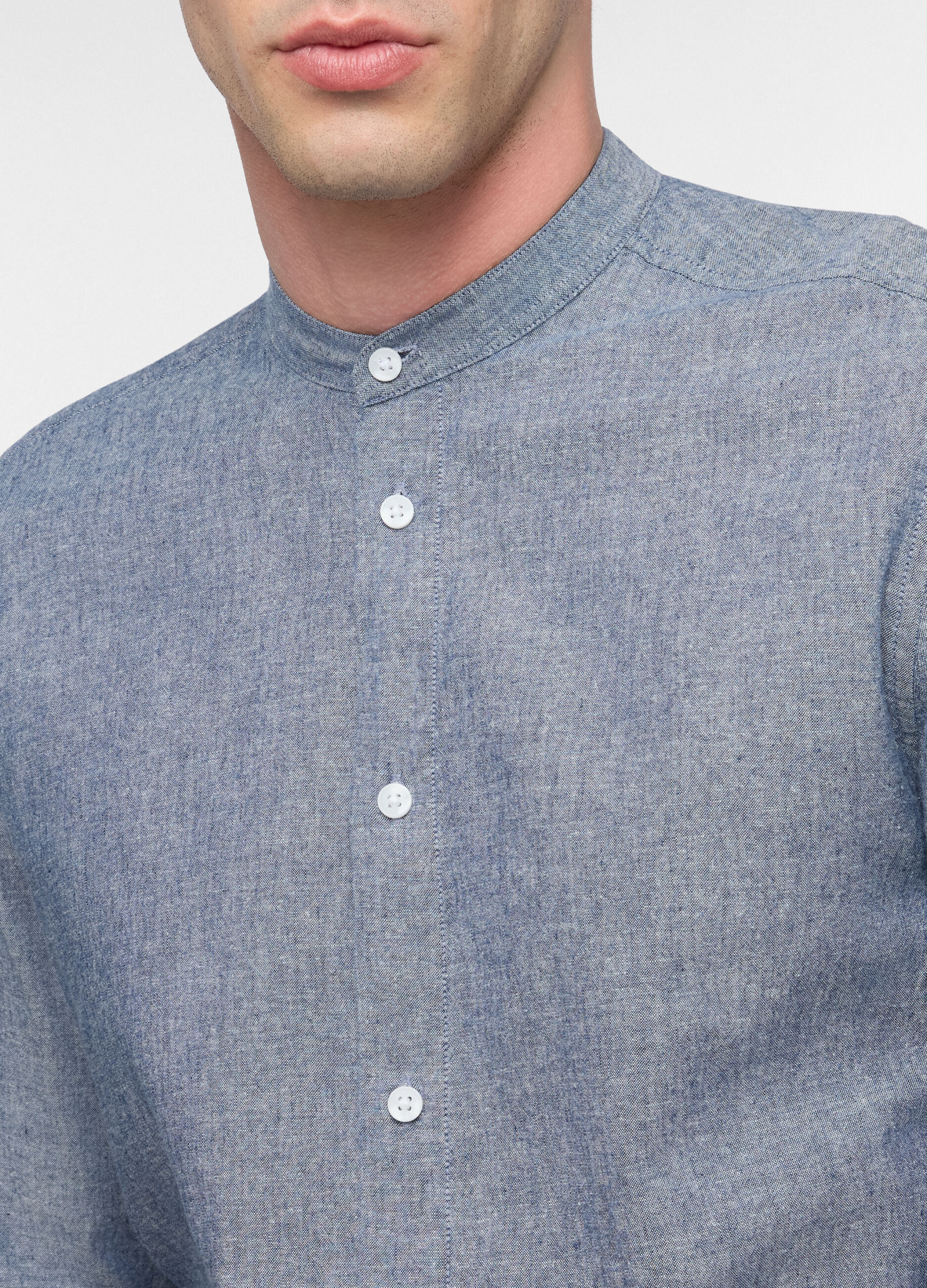 Camicia regular fit con collo coreano in cotone e lino uomo_2