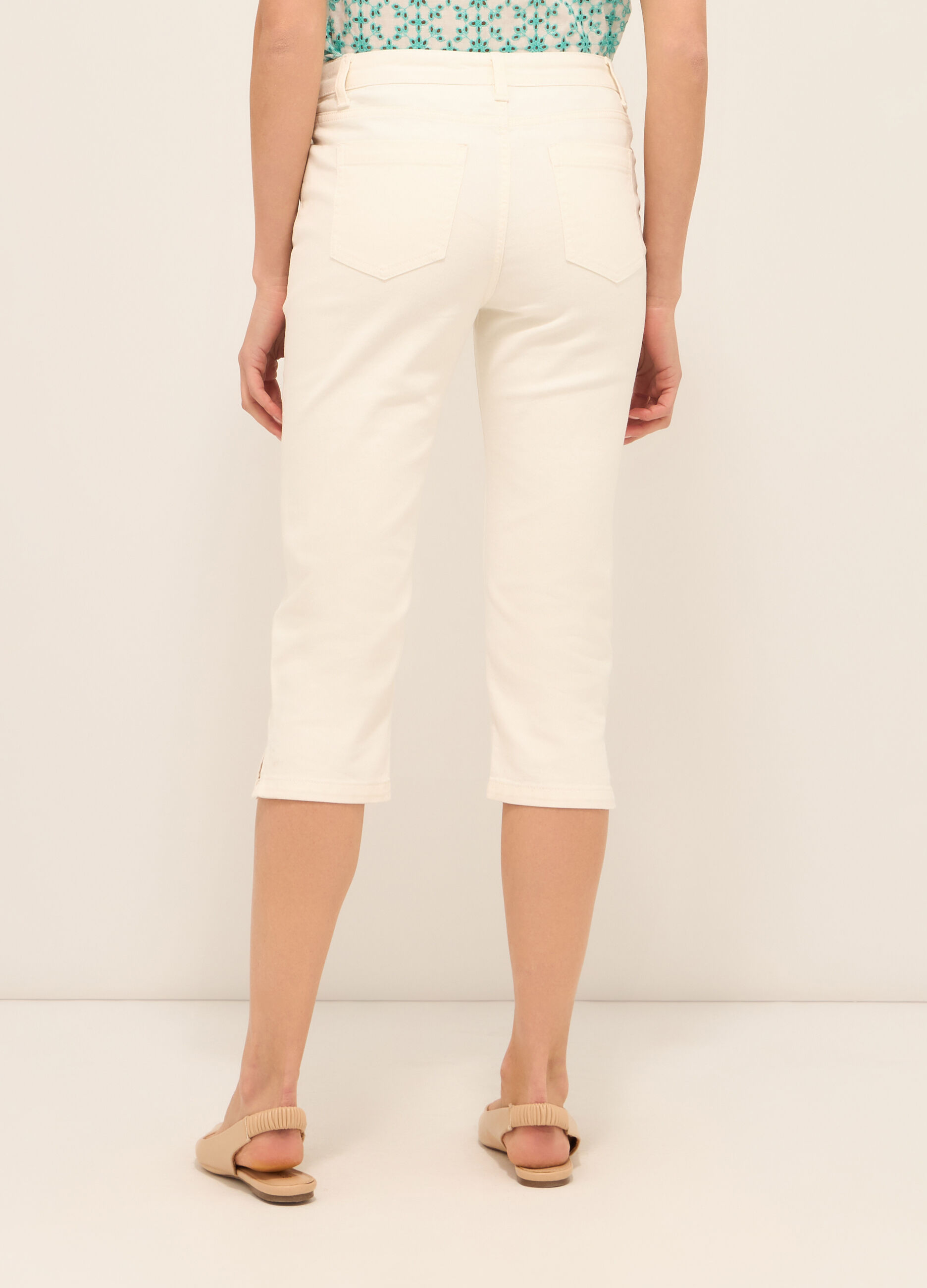 Pantaloni capri in denim di misto cotone donna curvy_1