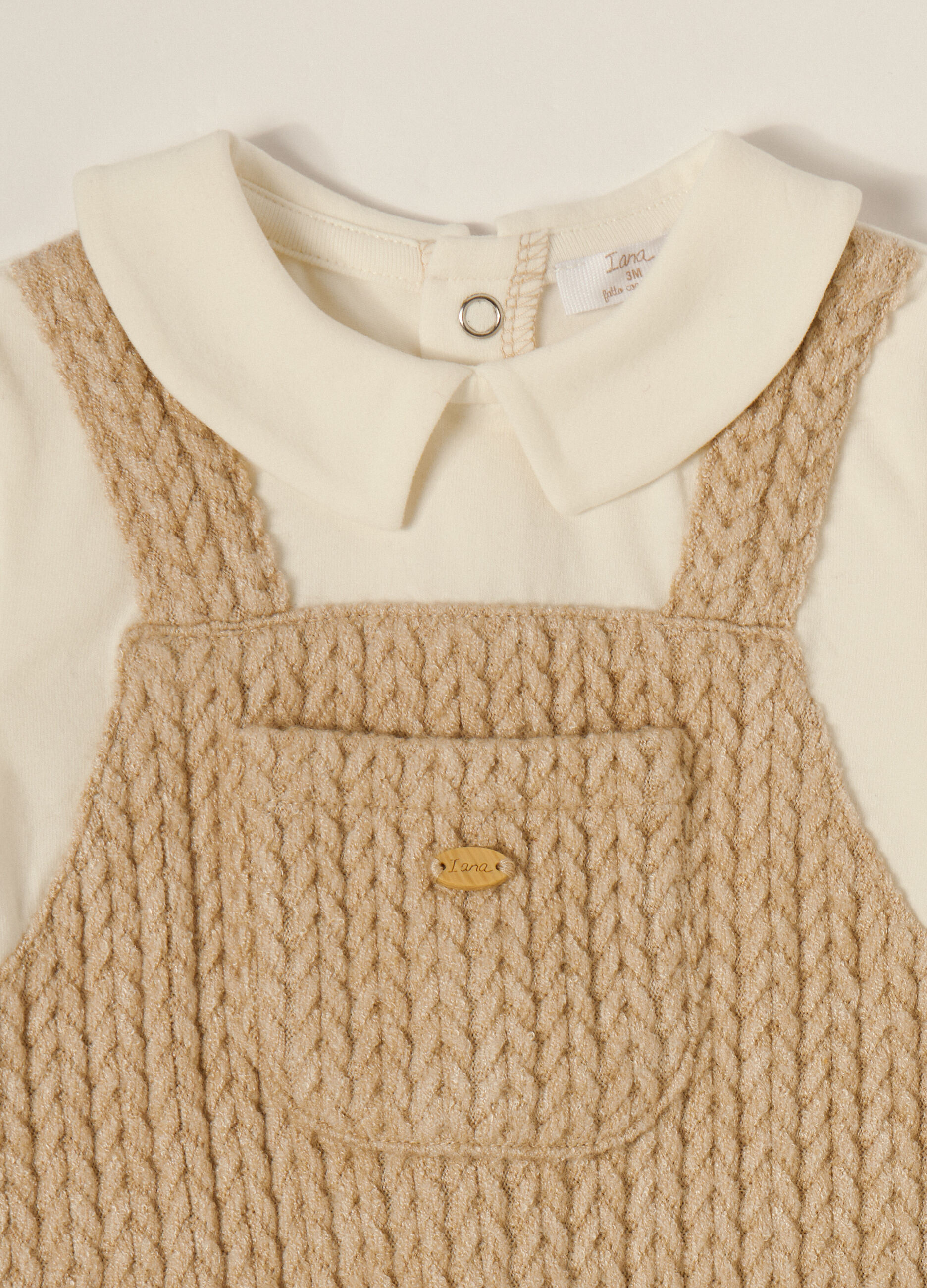 Tutina beige con colletto classico per neonato_2