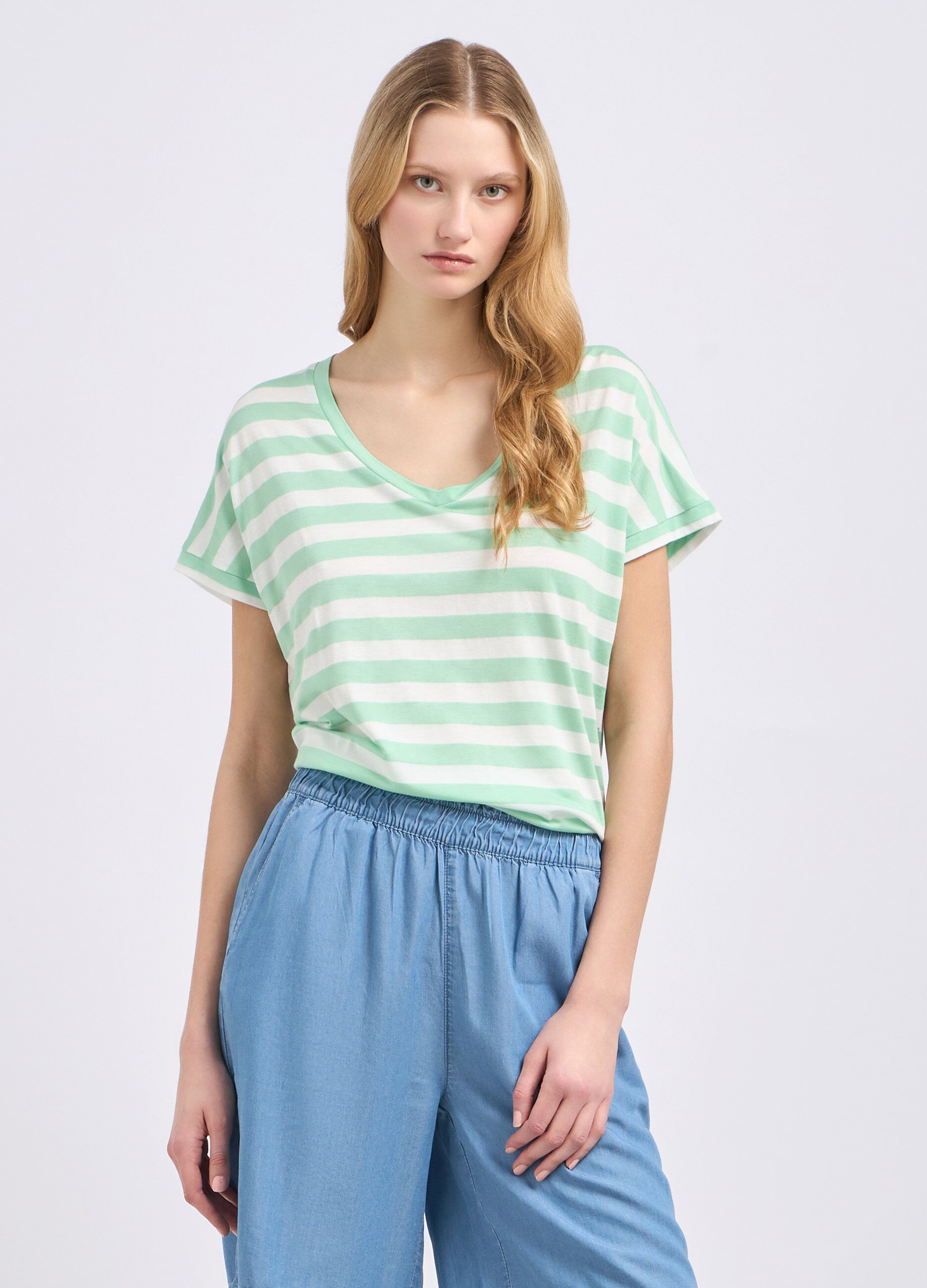 T-shirt in cotone a righe donna_0