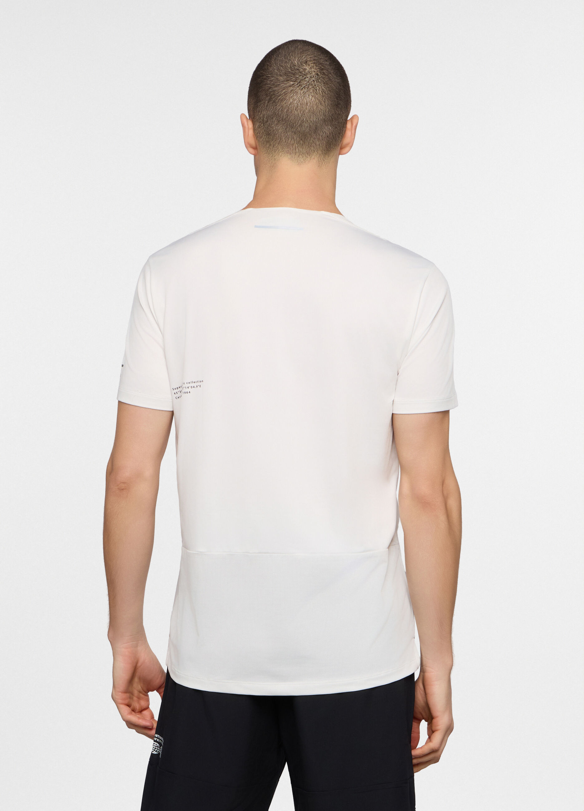 T-shirt sportiva in mesh easy dry uomo_1