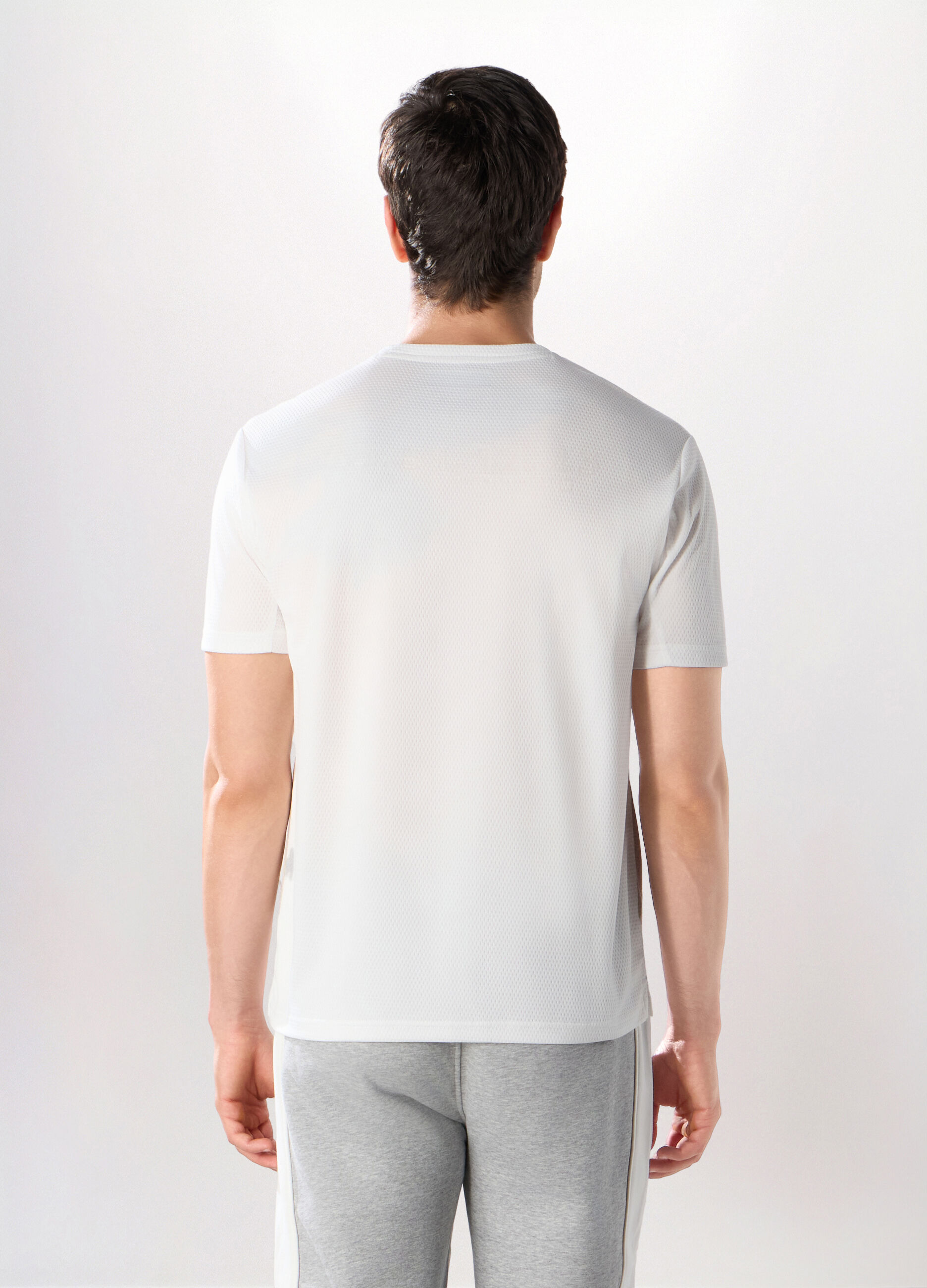 T-shirt sportiva in mesh uomo_1