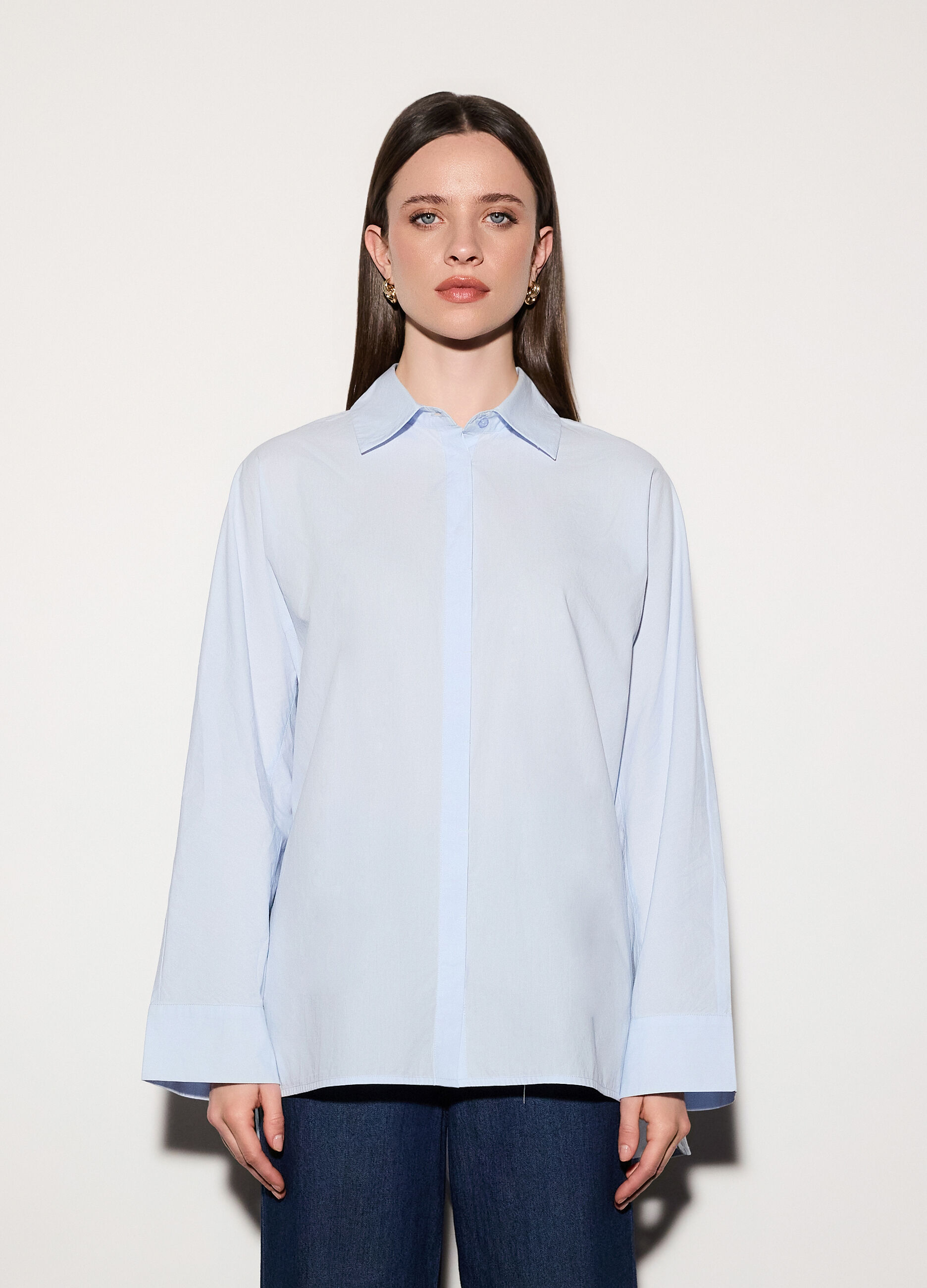 Camicia over fit con collo alla francese in popeline donna_1