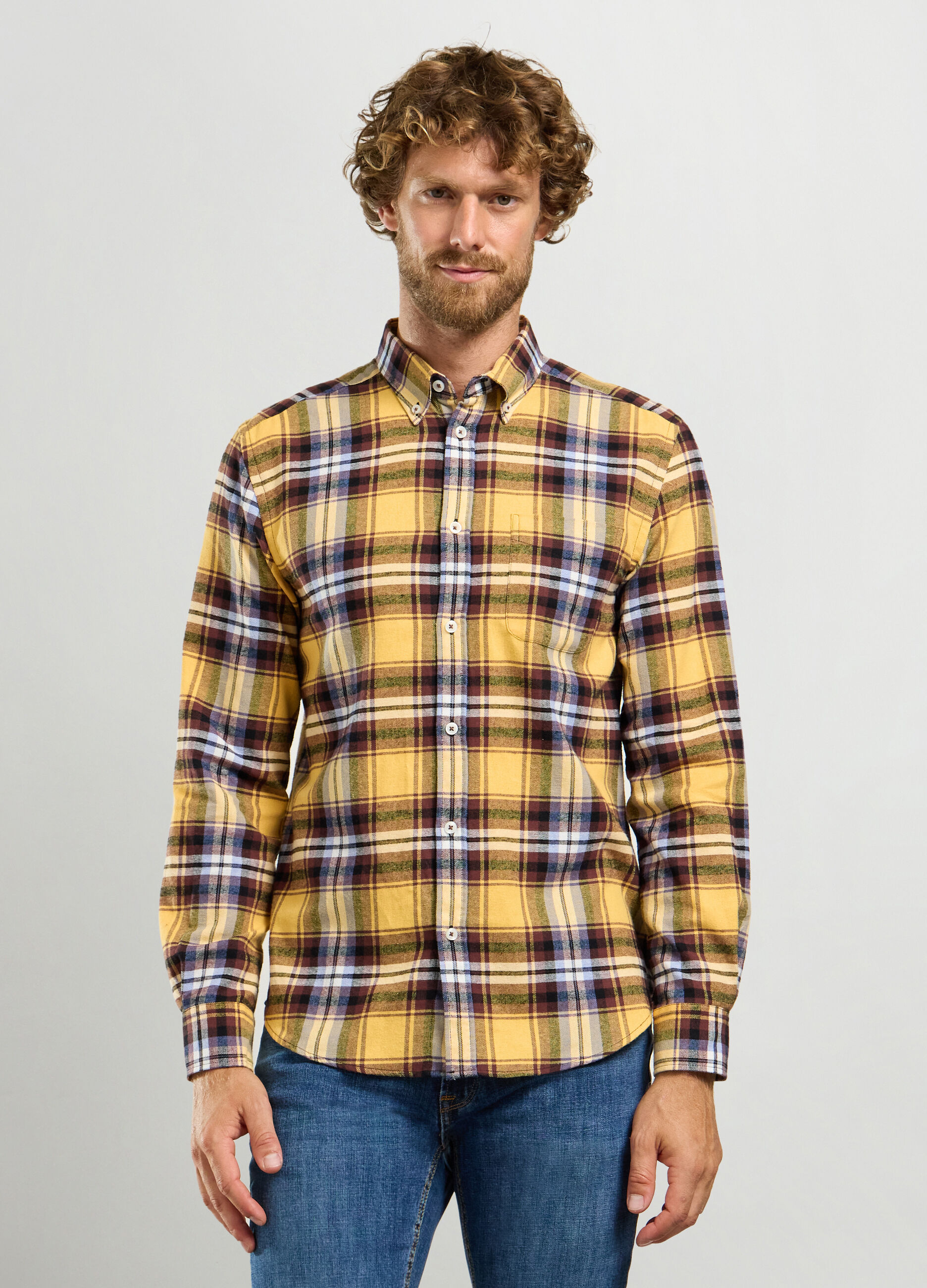 Camicia regular fit con colletto button down in flanella uomo_0