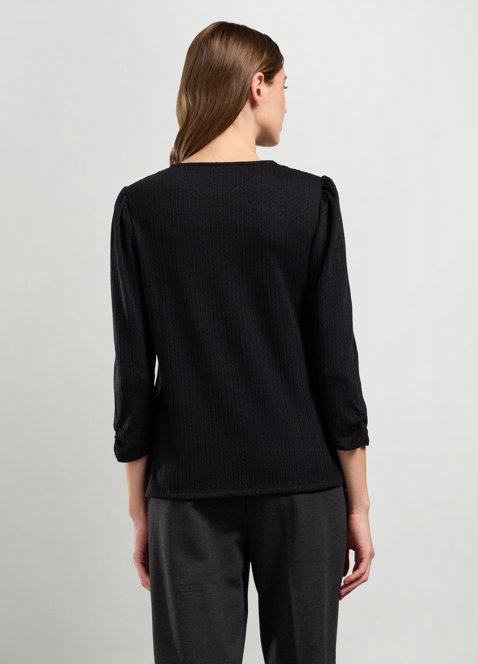 T-shirt con lavorazione a treccia donna_1