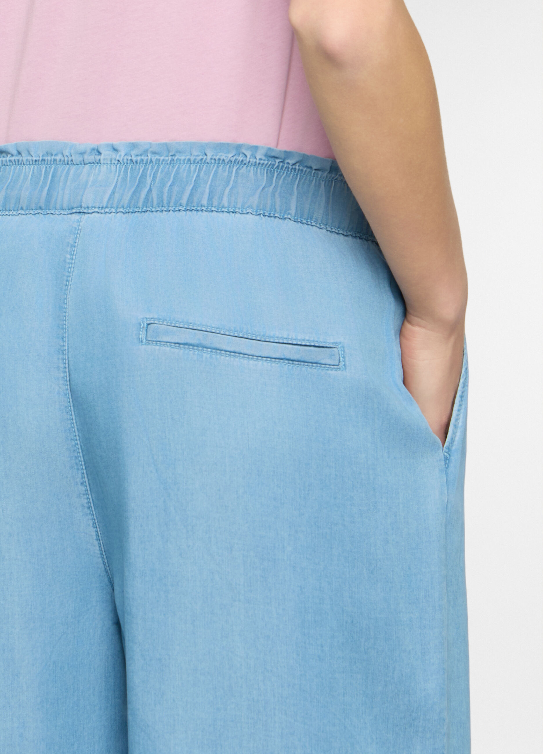 Bermuda fit Straight con vita elasticata in lyocell donna_2