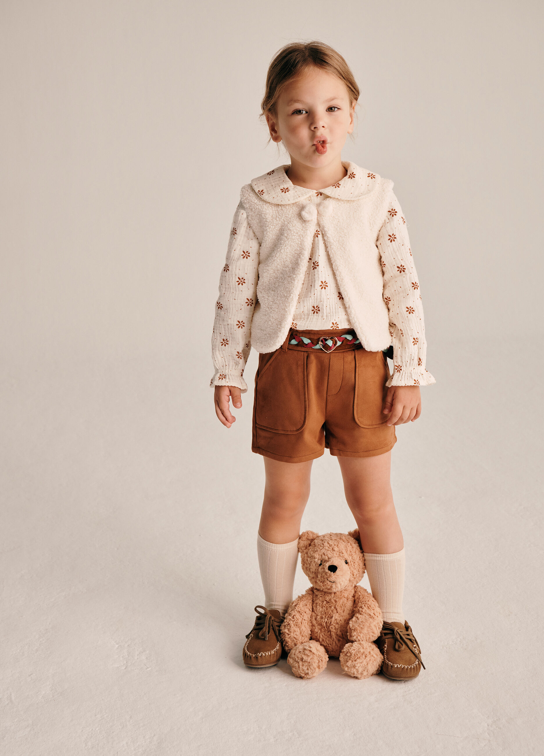 Gilet bianco per neonata_0