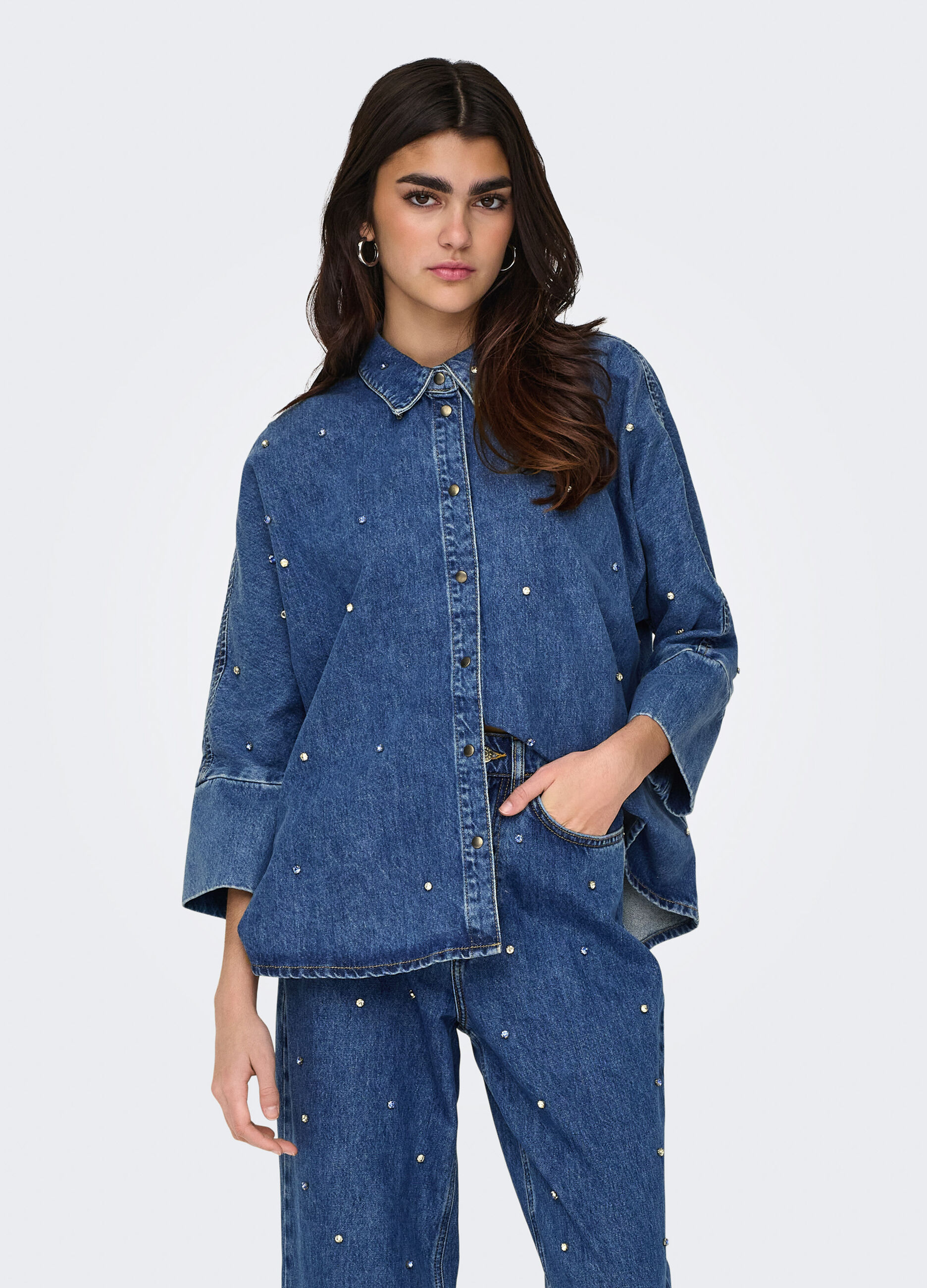 Camicia in denim con strass donna_2