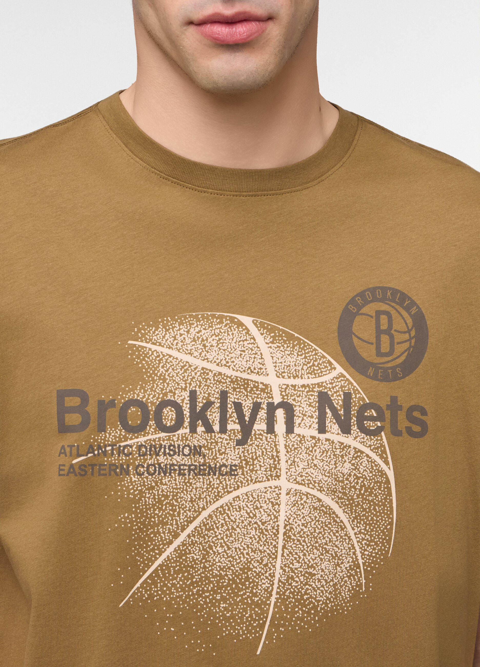 T-shirt girocollo Brooklyn Nets di cotone uomo_2