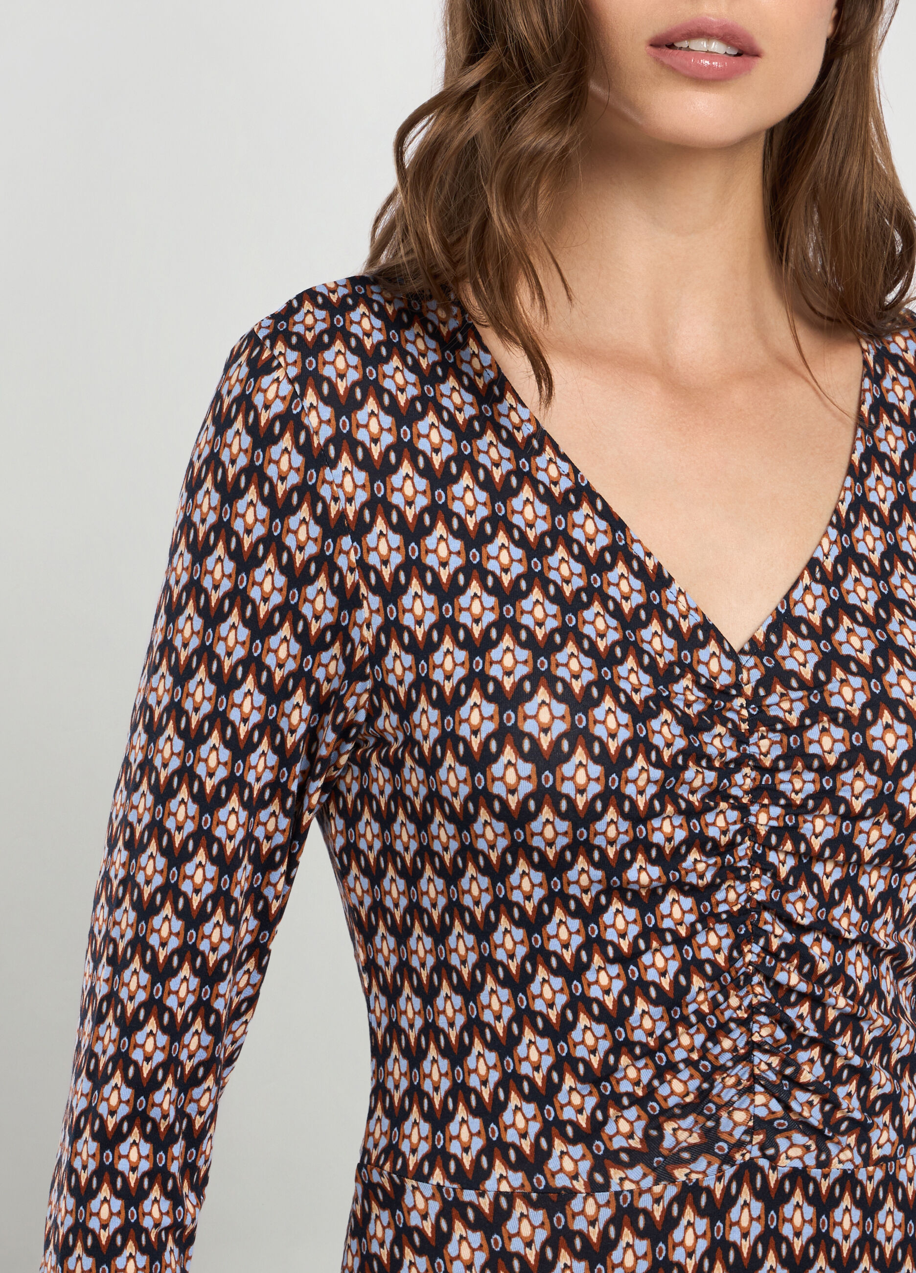 Abito in viscosa stretch con stampa donna_2