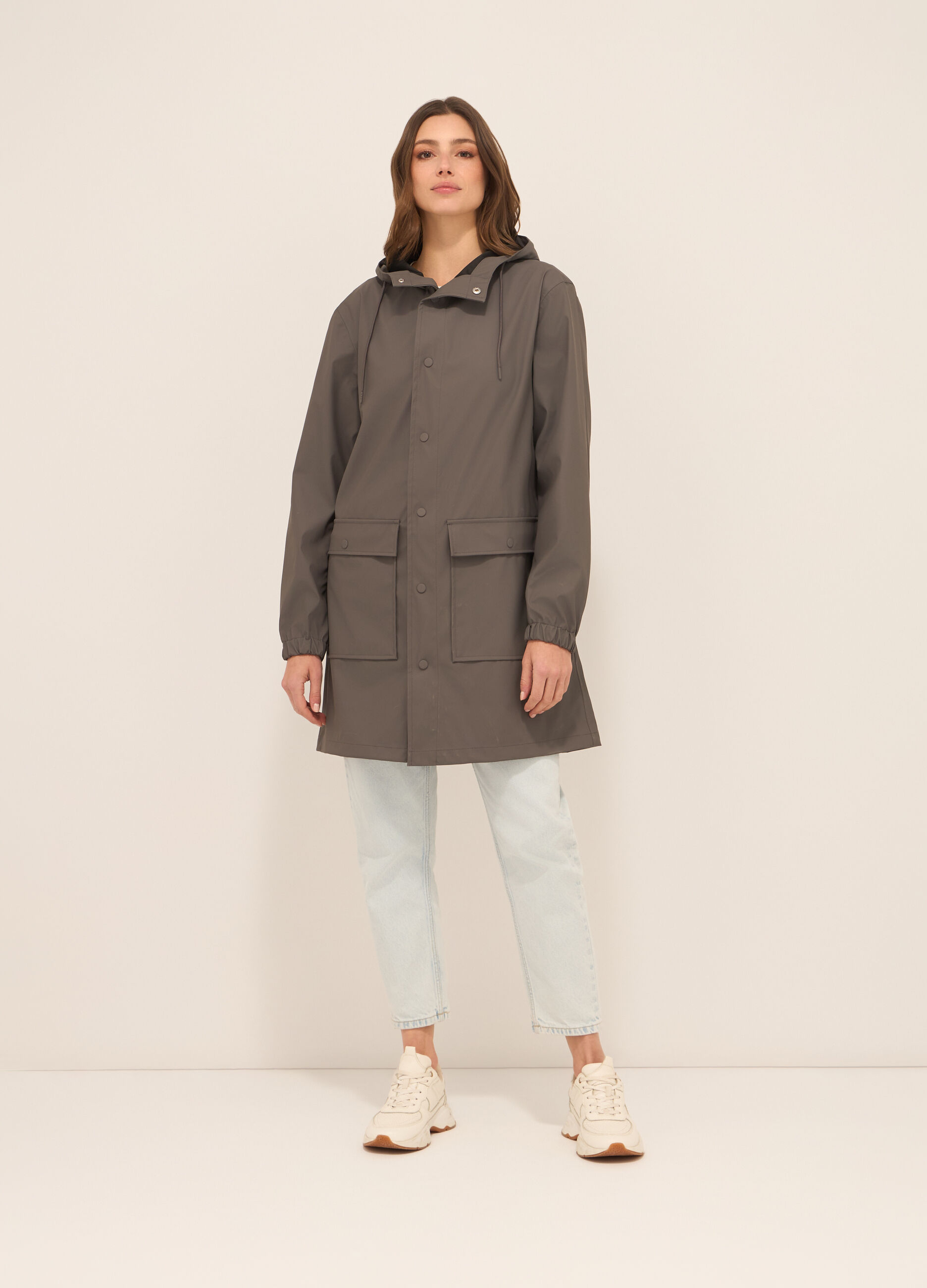 Parka antipioggia con cappuccio donna_0
