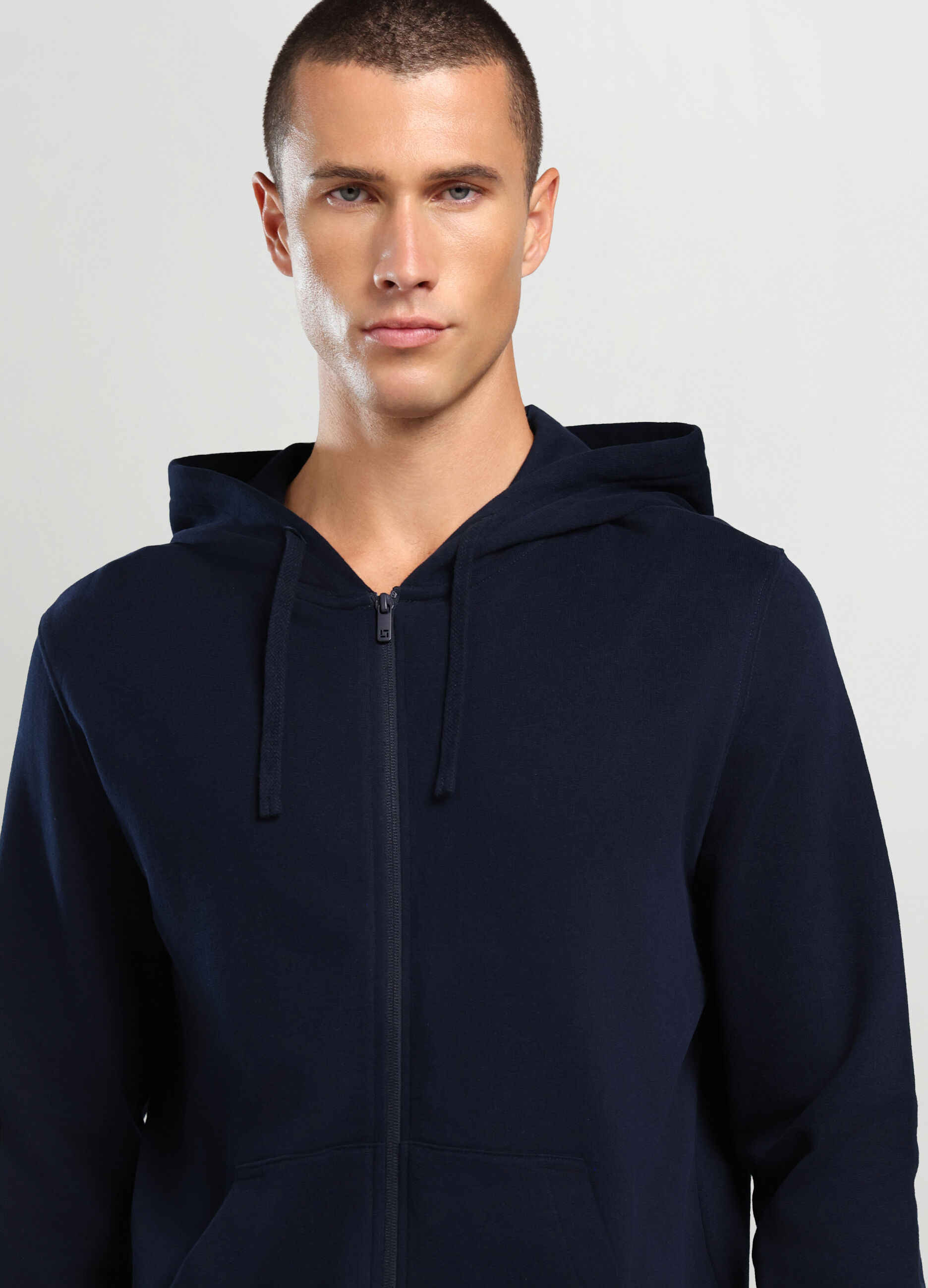 Felpa con cappuccio in puro cotone uomo_2