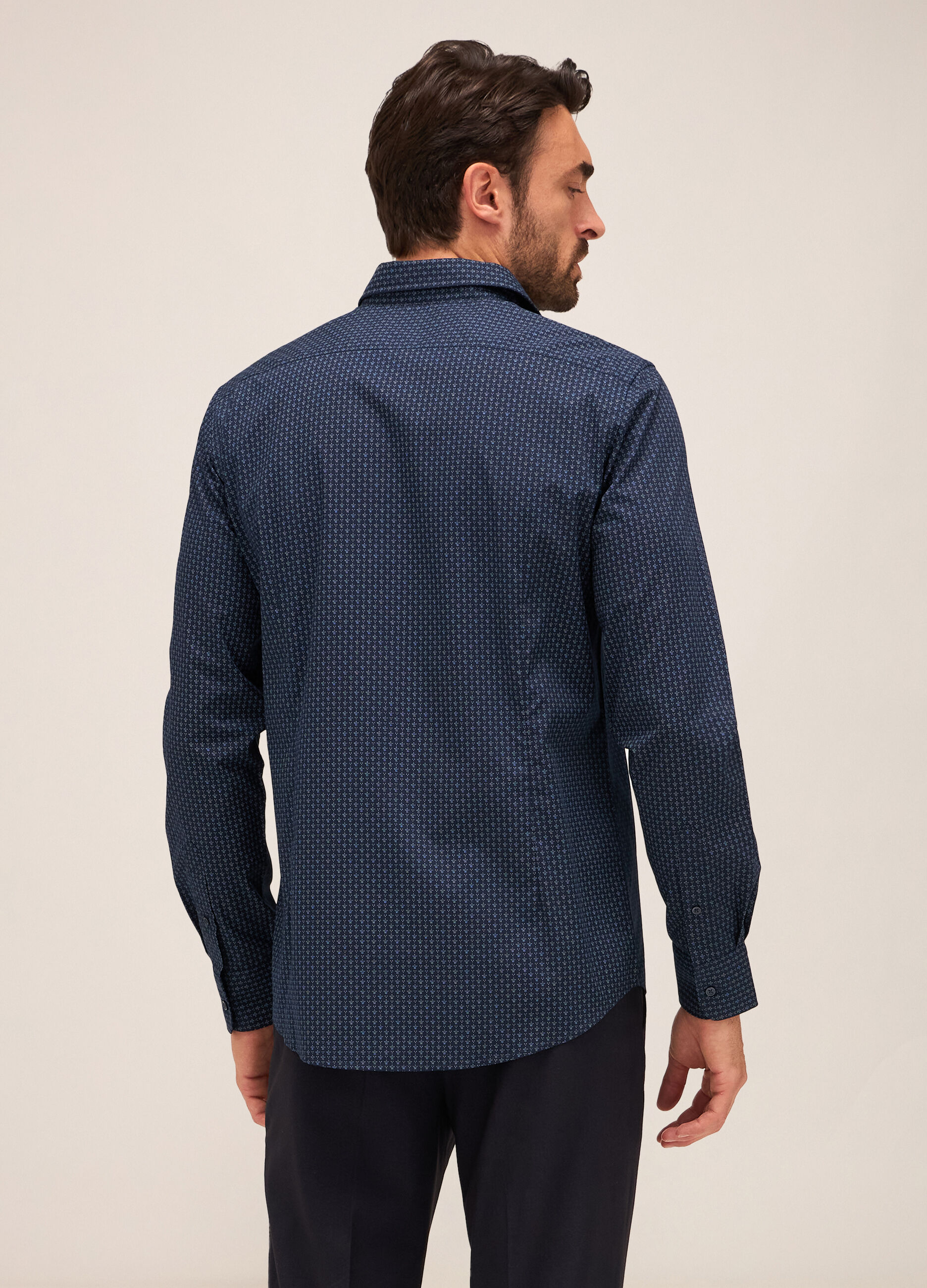 Camicia slim fit colletto classico in misto cotone uomo_1