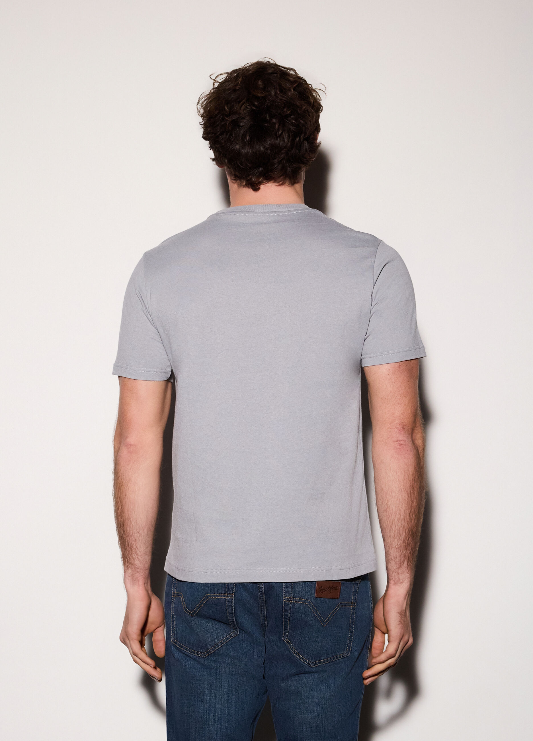 T-shirt in jersey di cotone con logo uomo_1