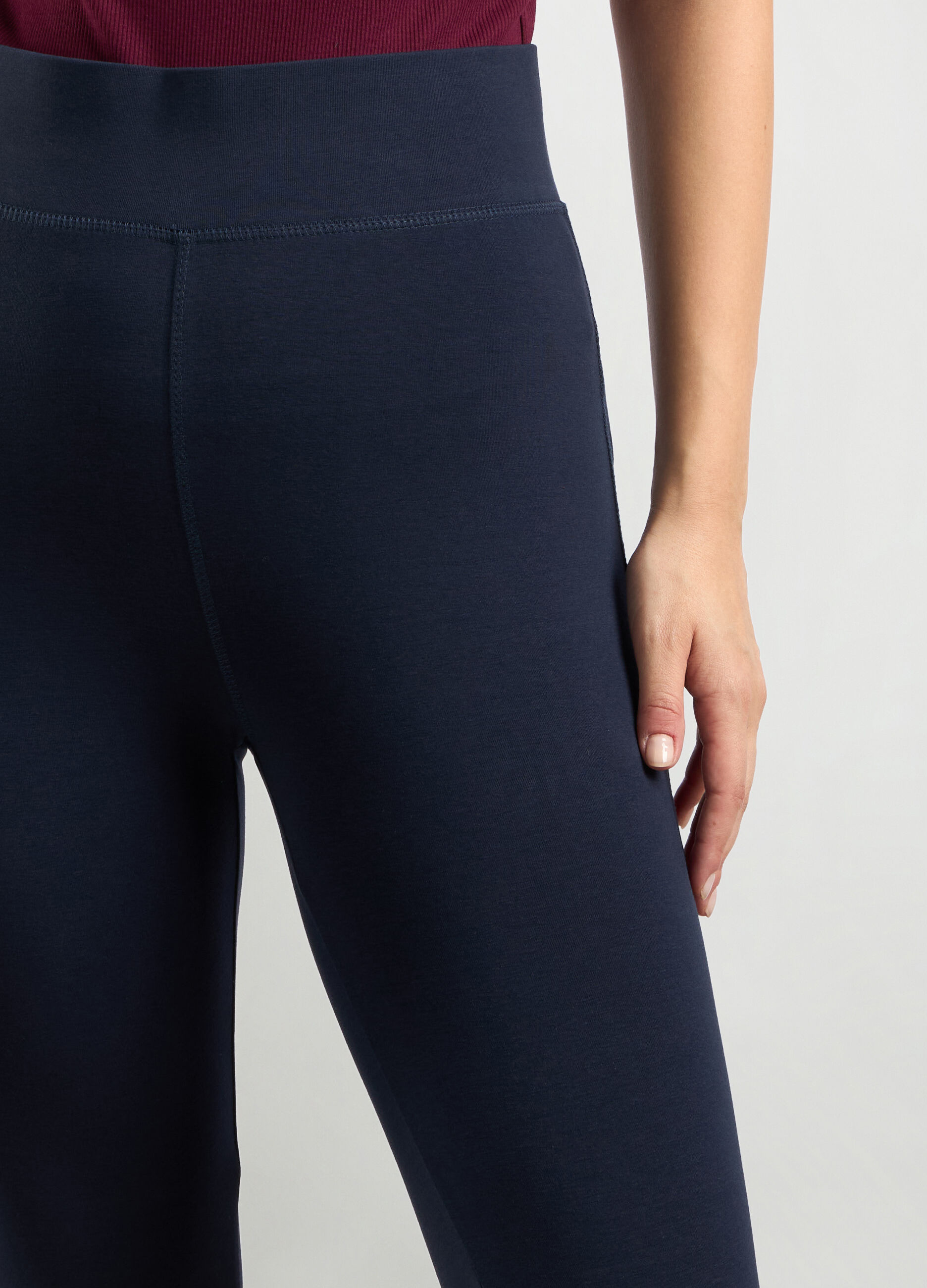 Leggings capri in cotone stretch donna_2