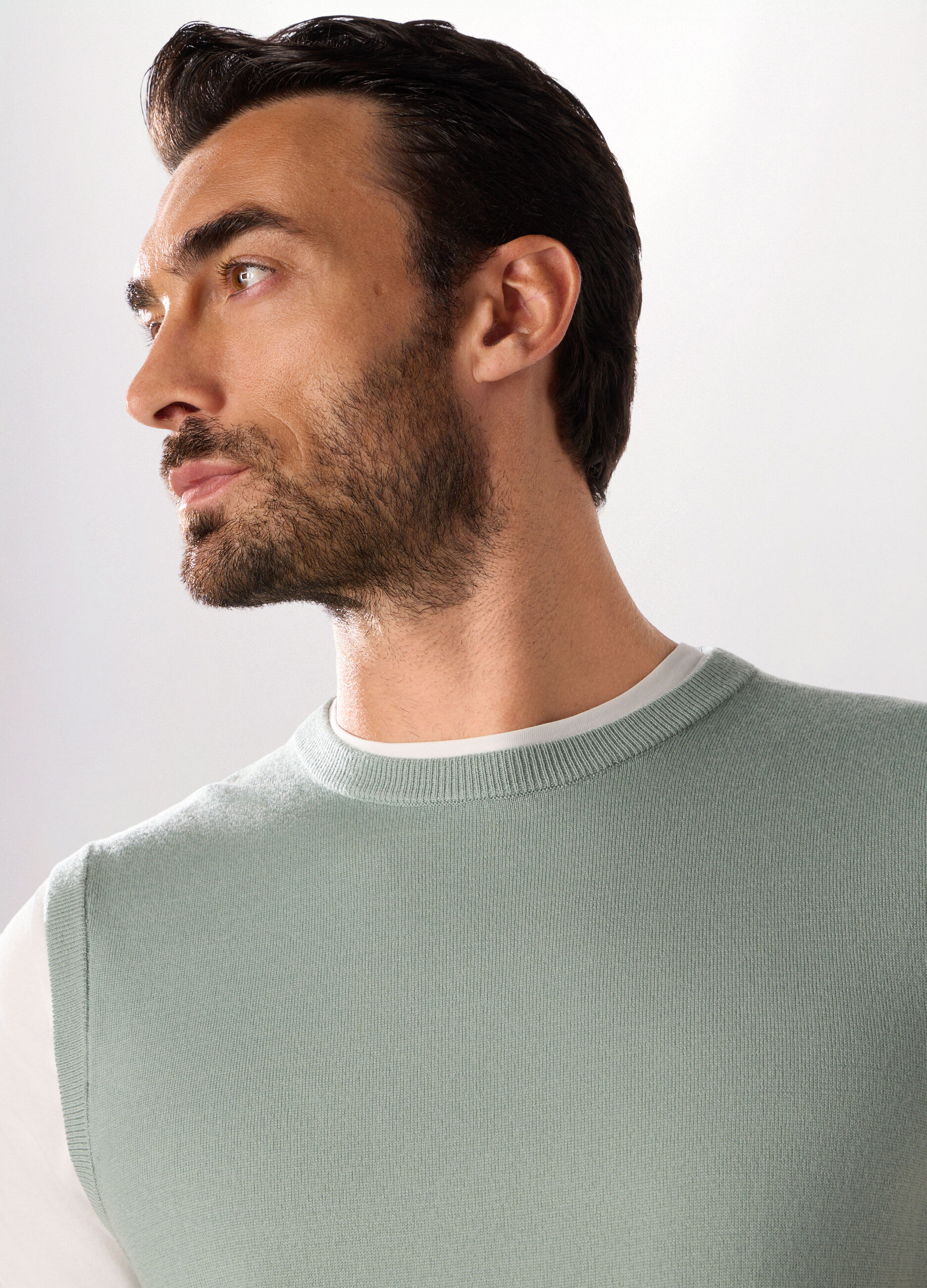 Gilet girocollo in lana merino uomo_2