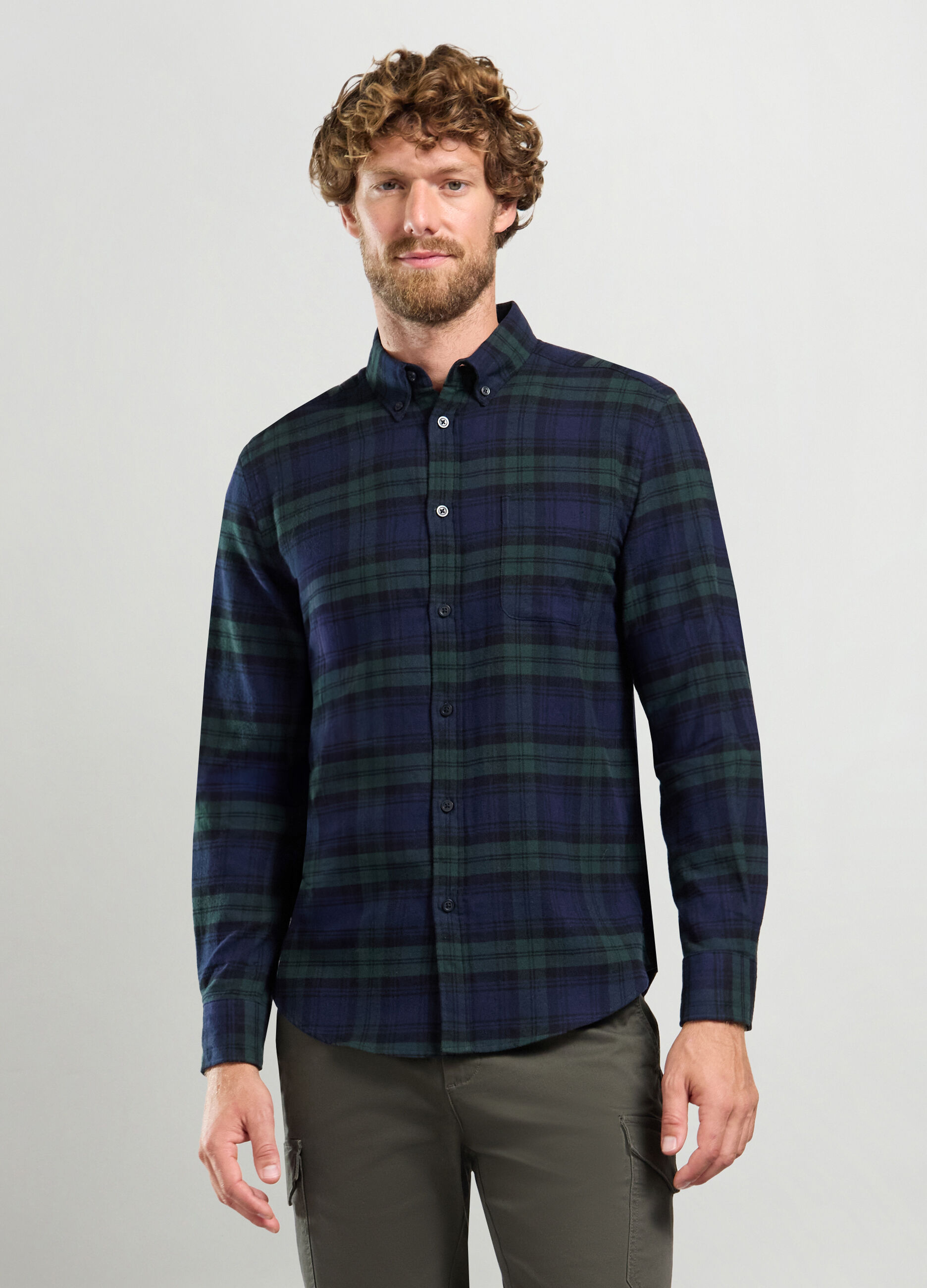 Camicia regular fit con colletto button-down in flanella uomo_0