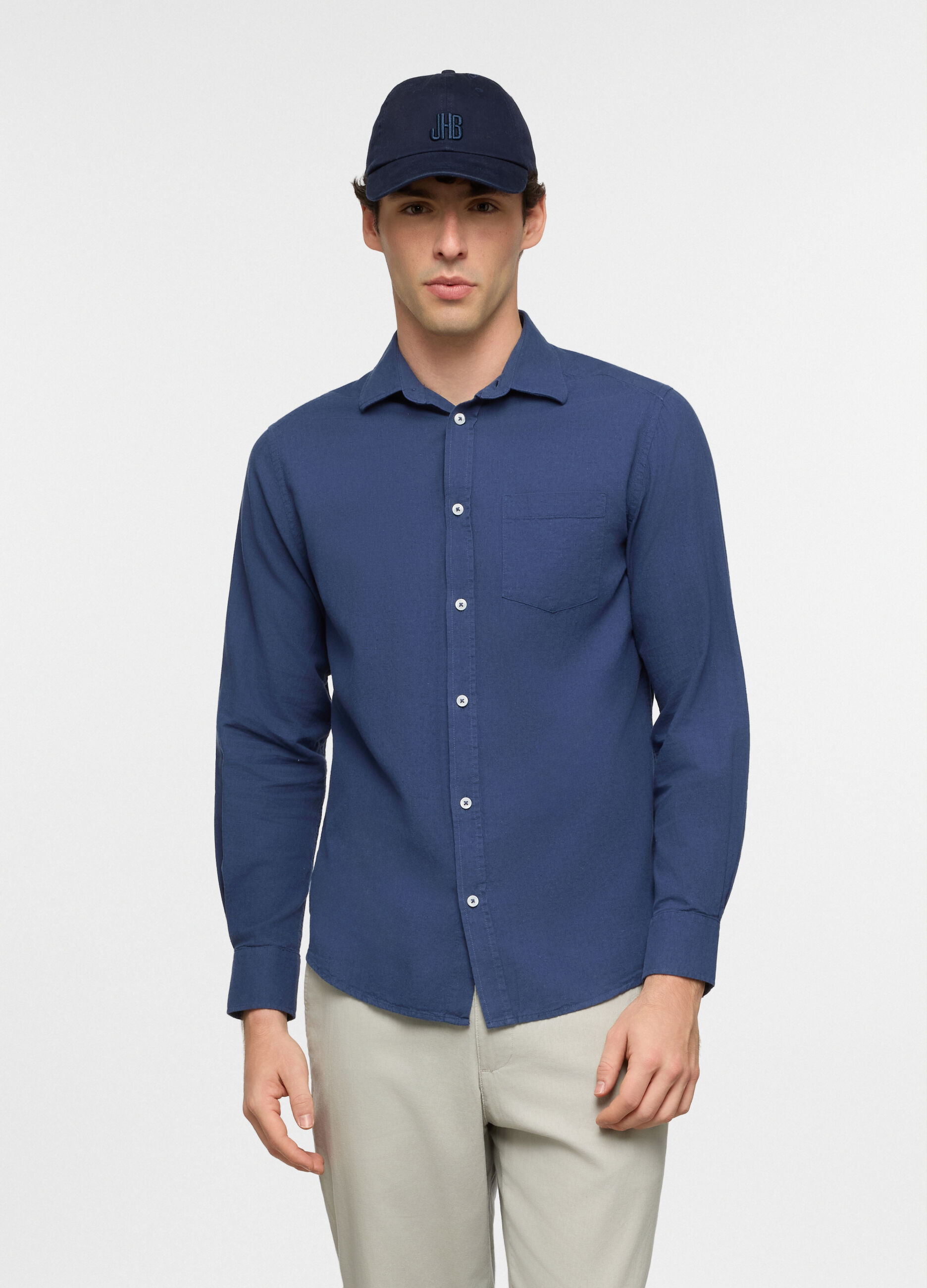 Camicia regular fit con collo classico in cotone e lino uomo_0