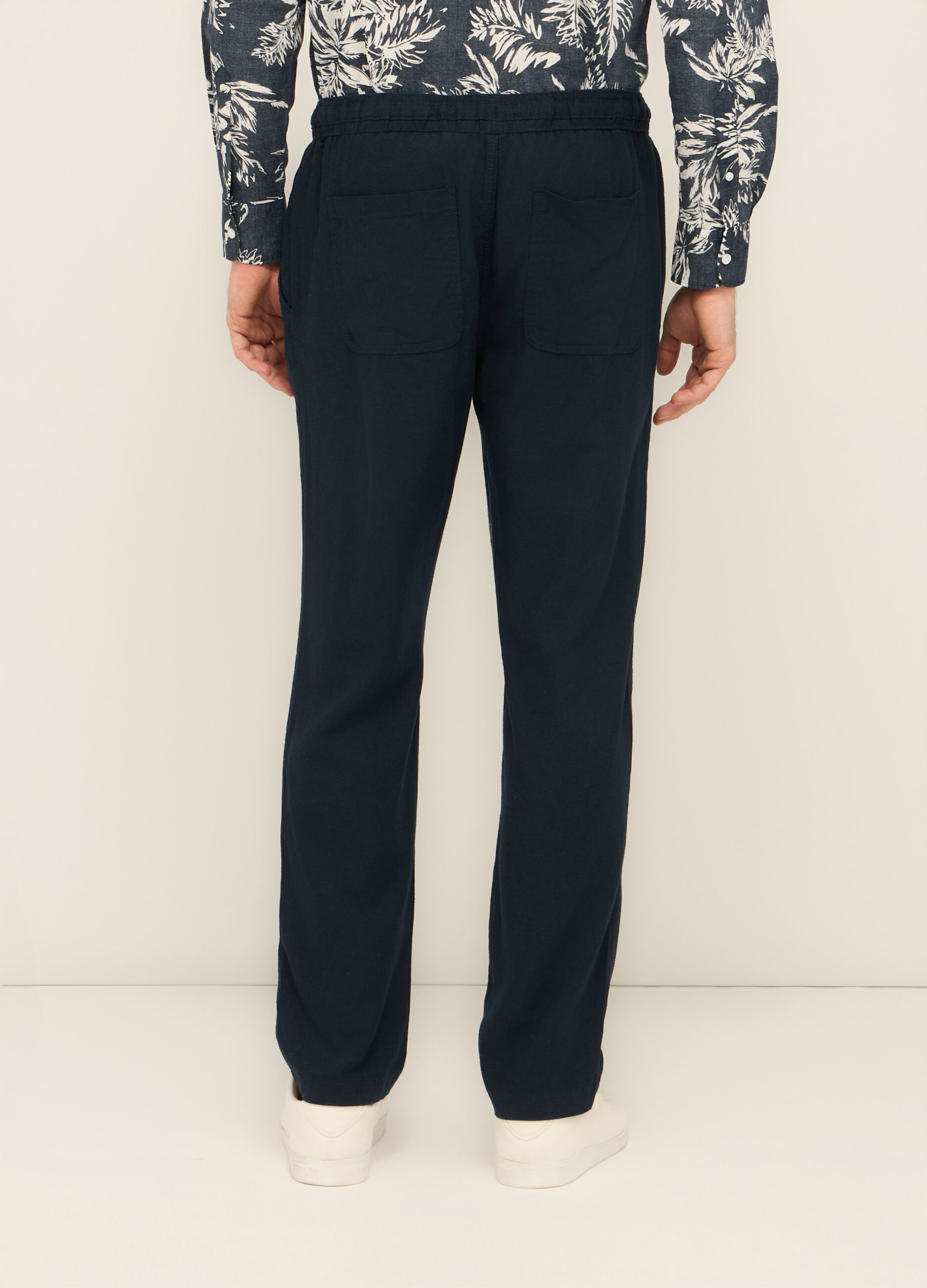 Pantaloni chino in misto lino con coulisse uomo_1