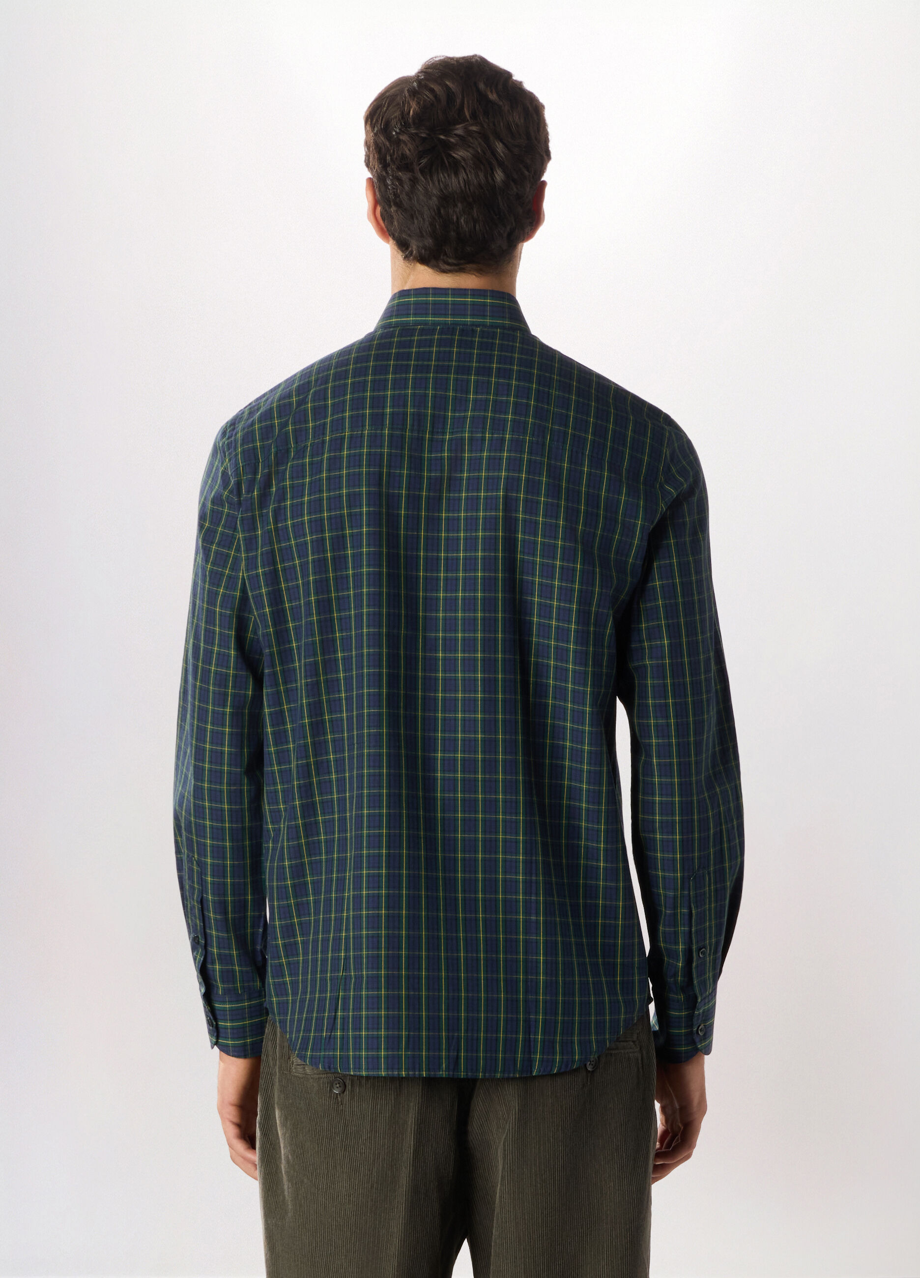 Camicia slim fit con colletto button down in misto cotone uomo_1