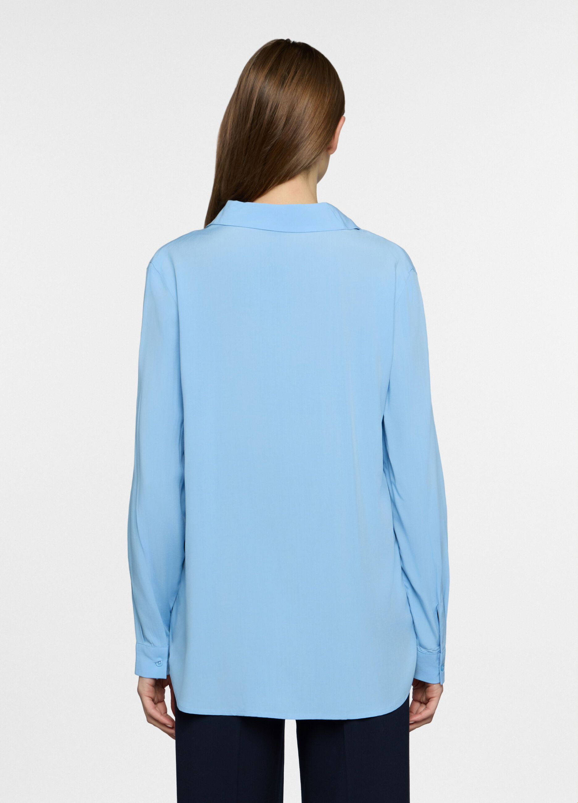 Blusa regular fit in pura viscosa con scollo a V donna_1