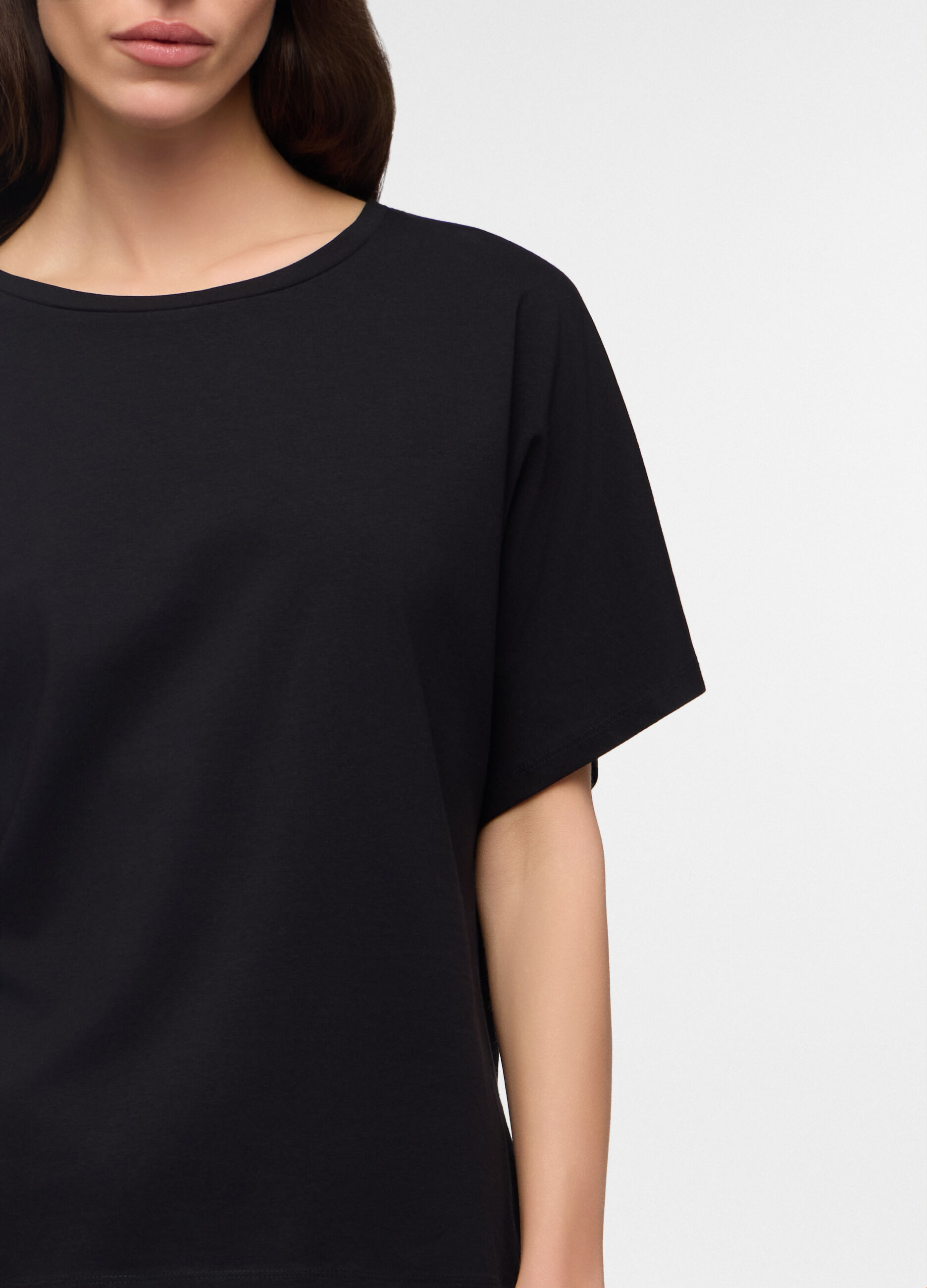 T-shirt girocollo stretch donna