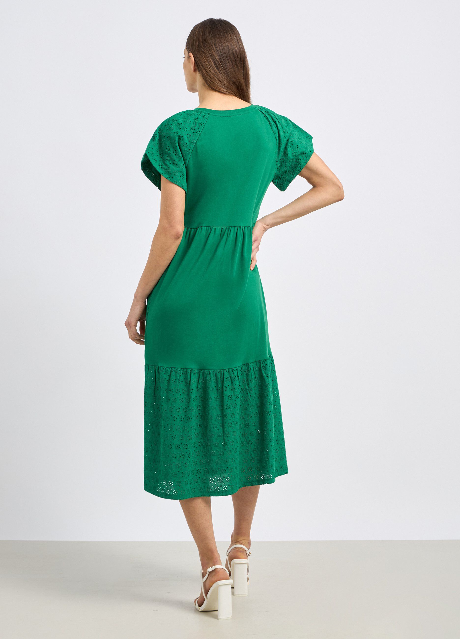 Abito lungo in puro cotone con inserti in sangallo donna_1