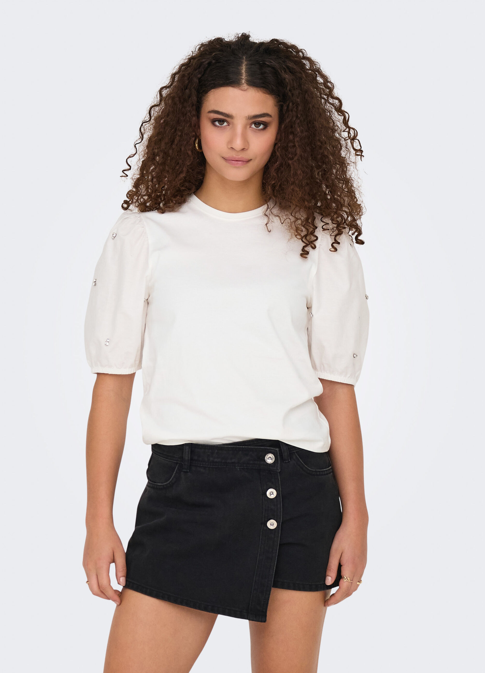 T-shirt con maniche voluminose 