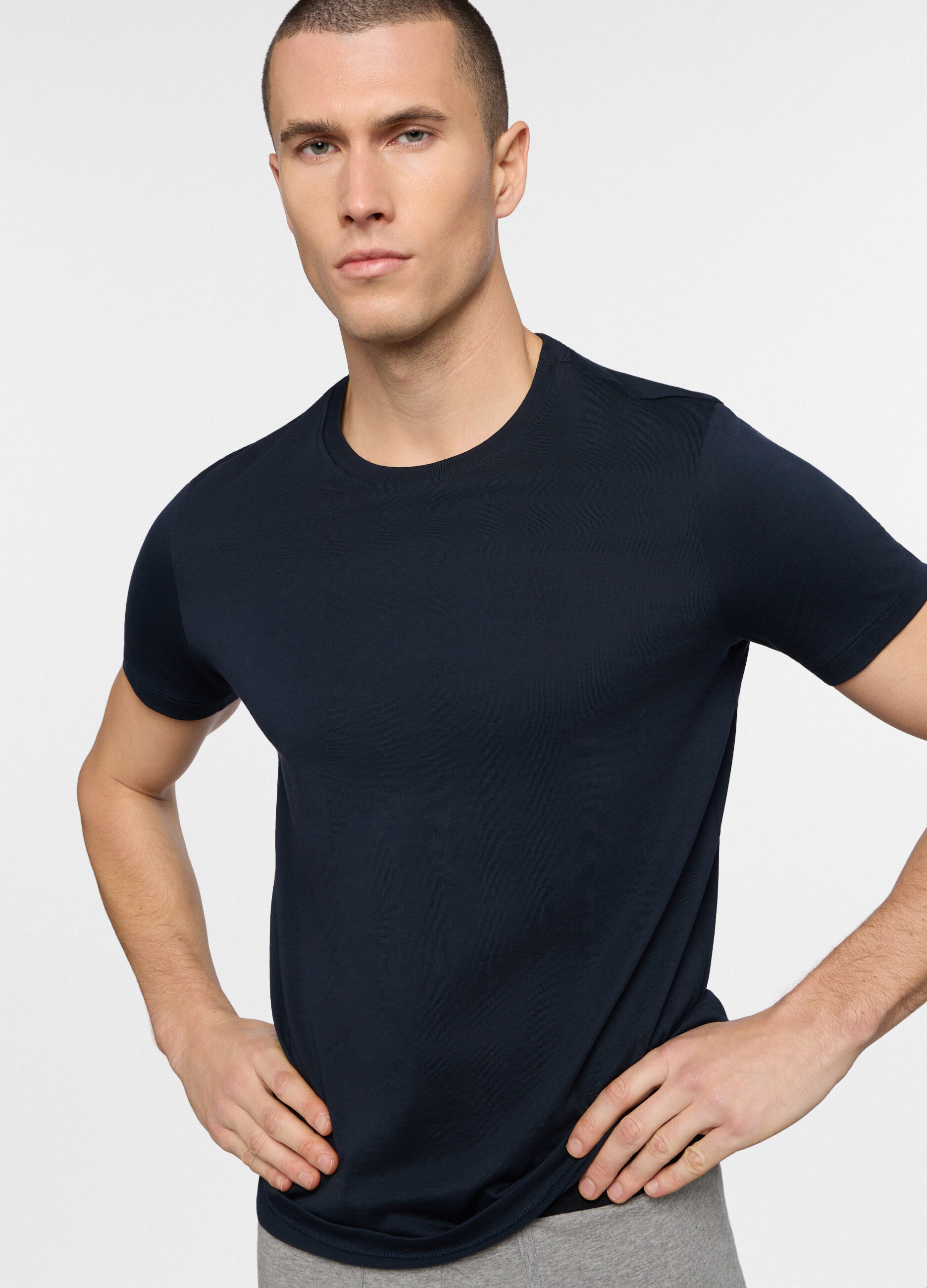 T-shirt girocollo in jersey di cotone uomo_2