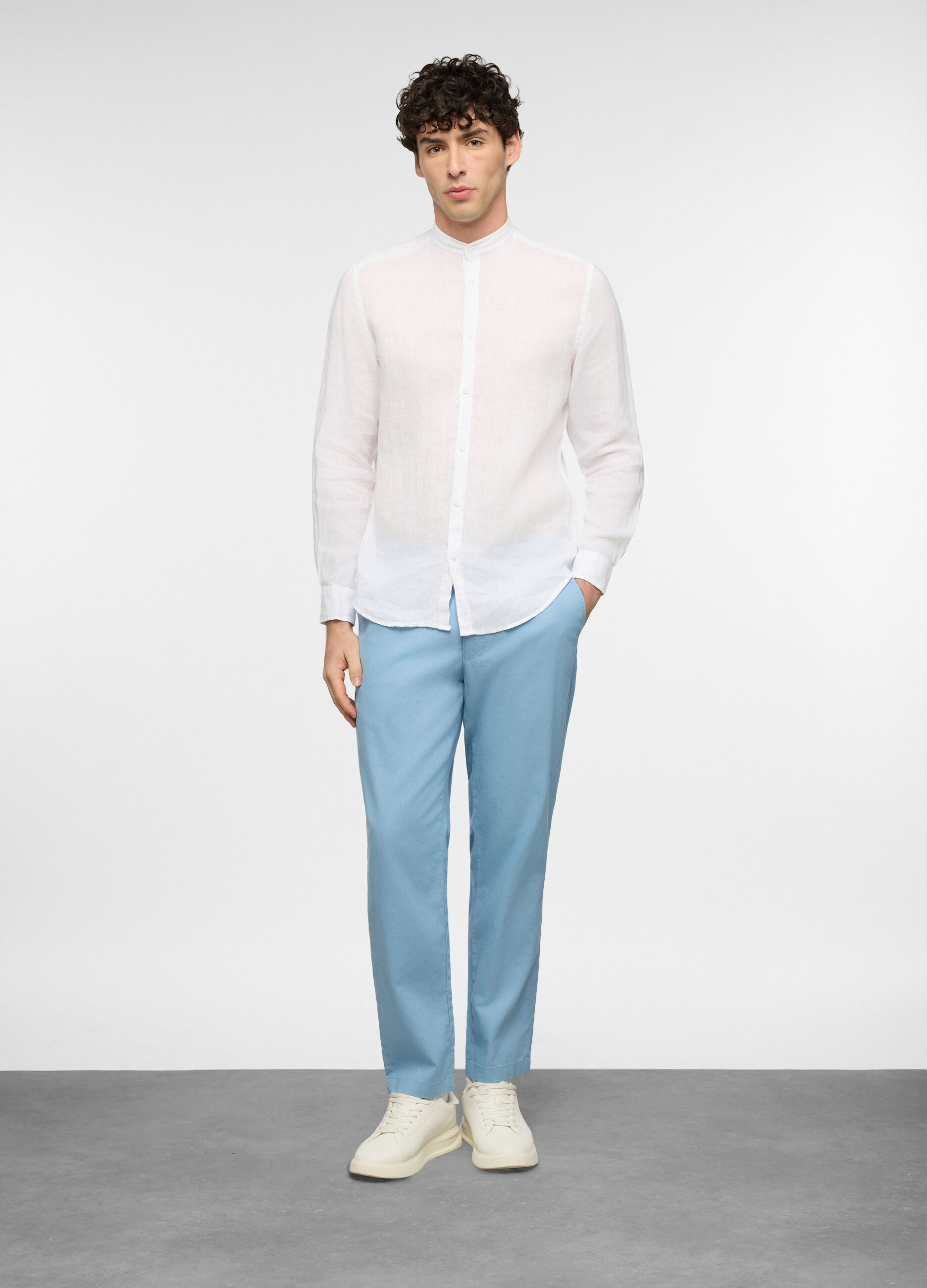 Pantalone chino relaxed fit in lino e cotone uomo_0