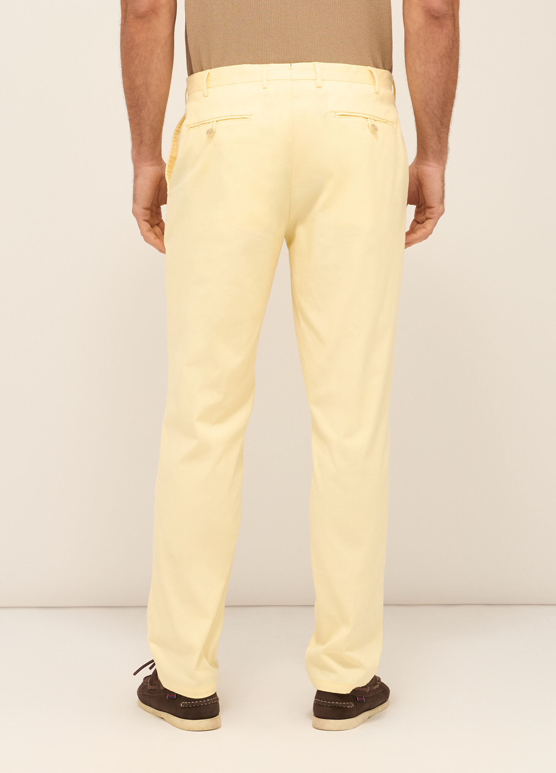 Pantaloni chino in cotone stretch uomo_1