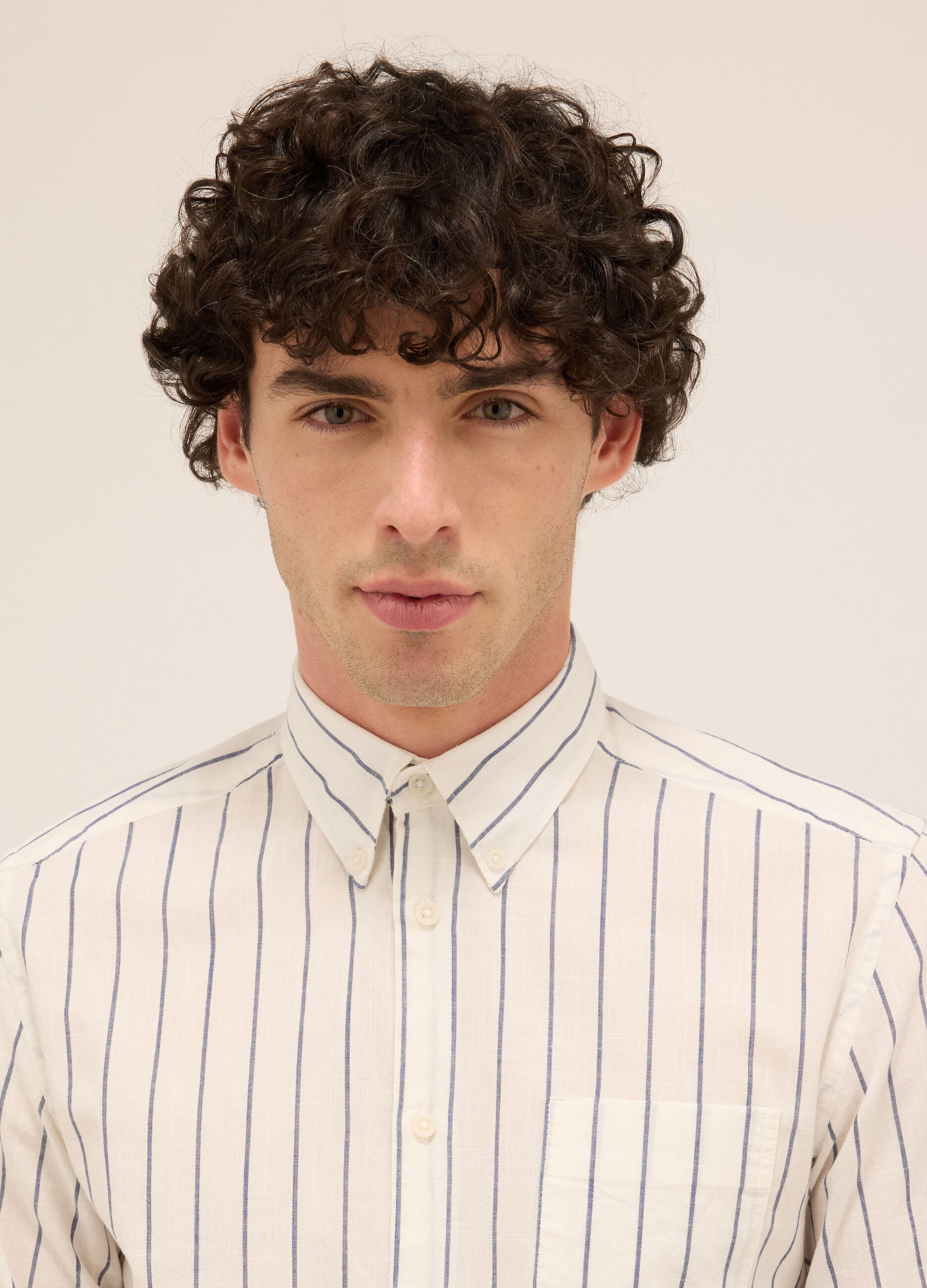 Camicia regular fit in puro cotone a righe uomo_2