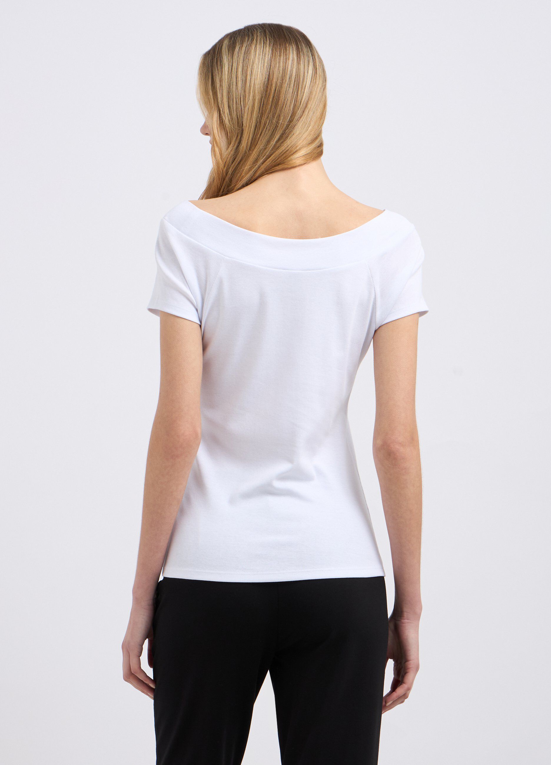 T-shirt in puro cotone con scollo a barchetta donna