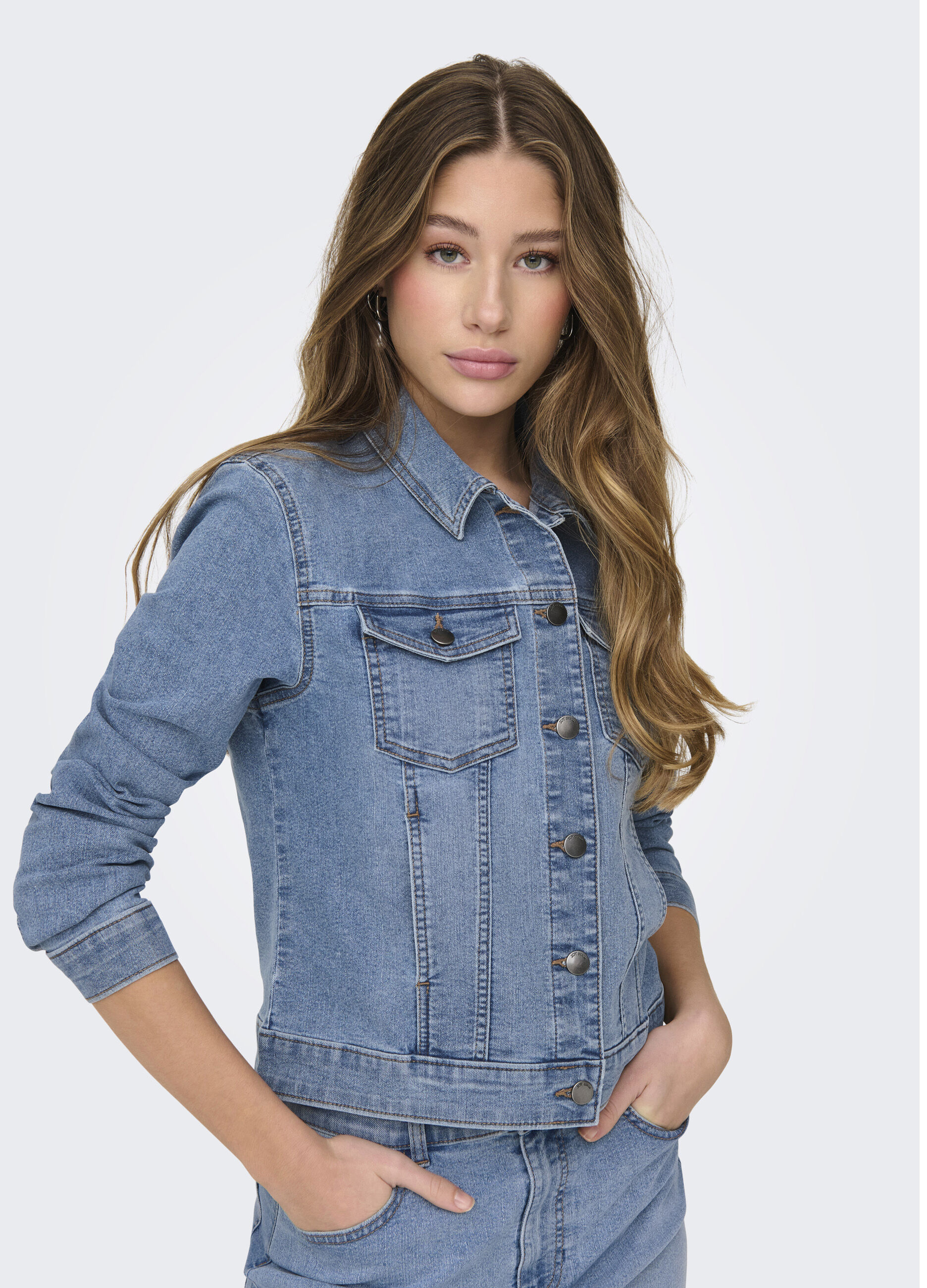 Giubbotto di jeans